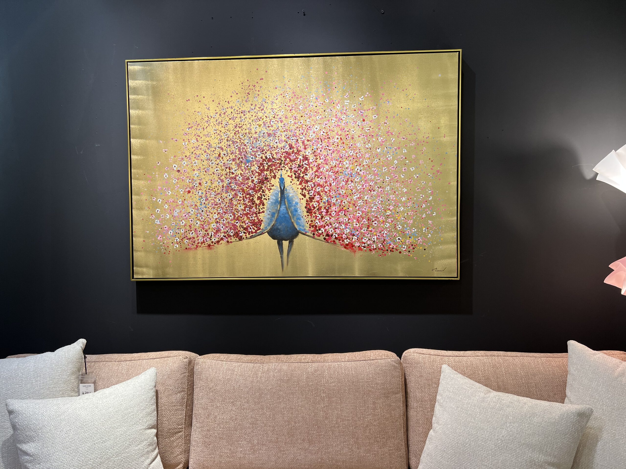 תמונה טווס בשילוב צבעי שמן וזהב