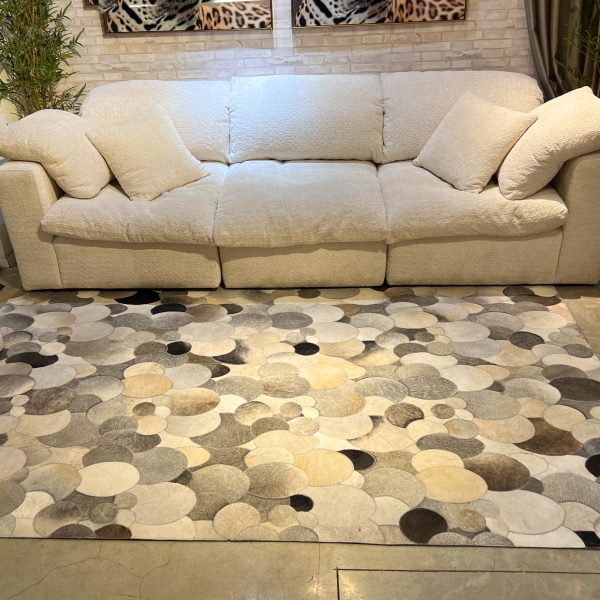 שטיח עור אמיתי בעבודת יד