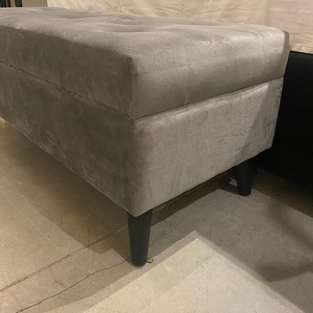 הדום וונדי אפור