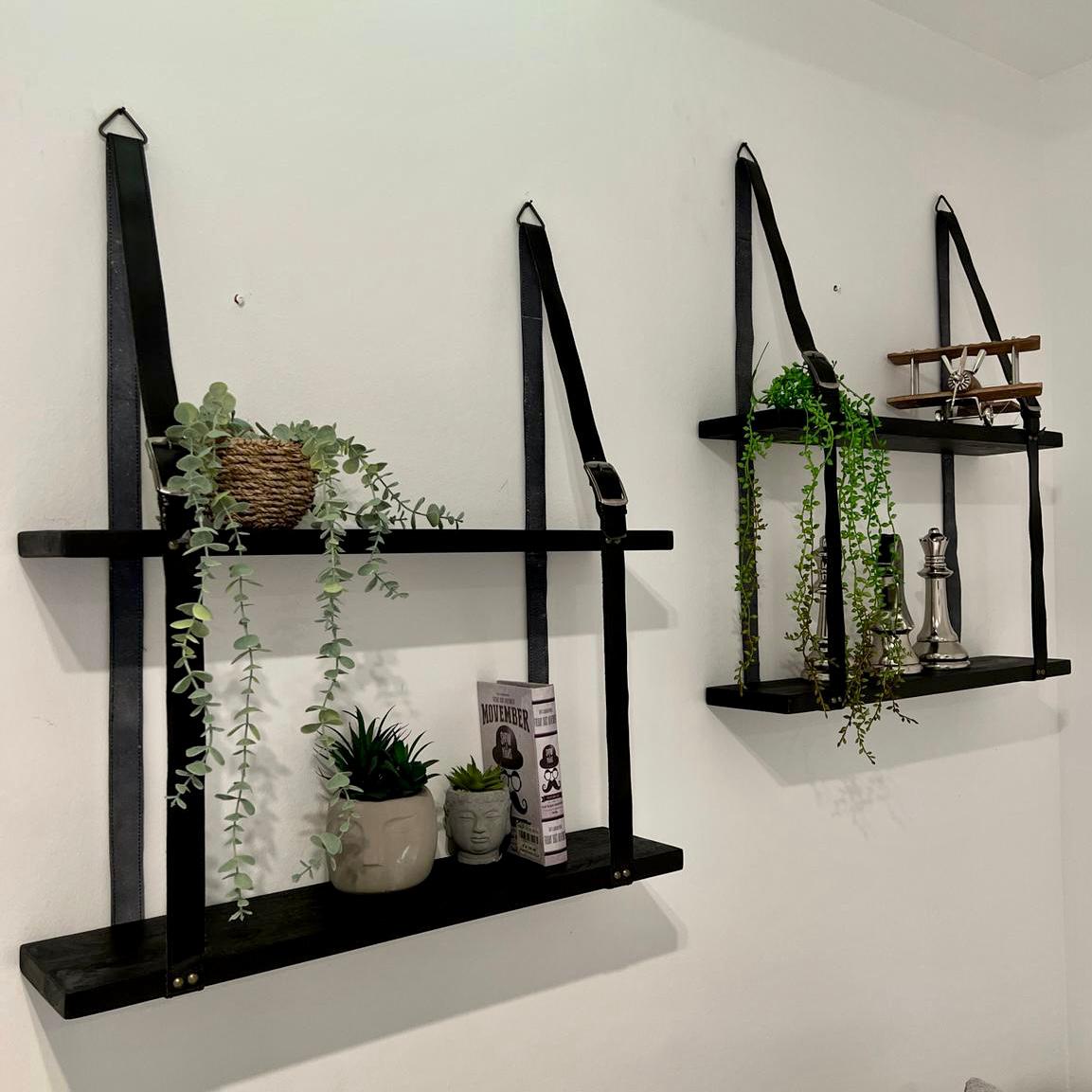 זוג מדפי עץ תליה עם רצועות עור