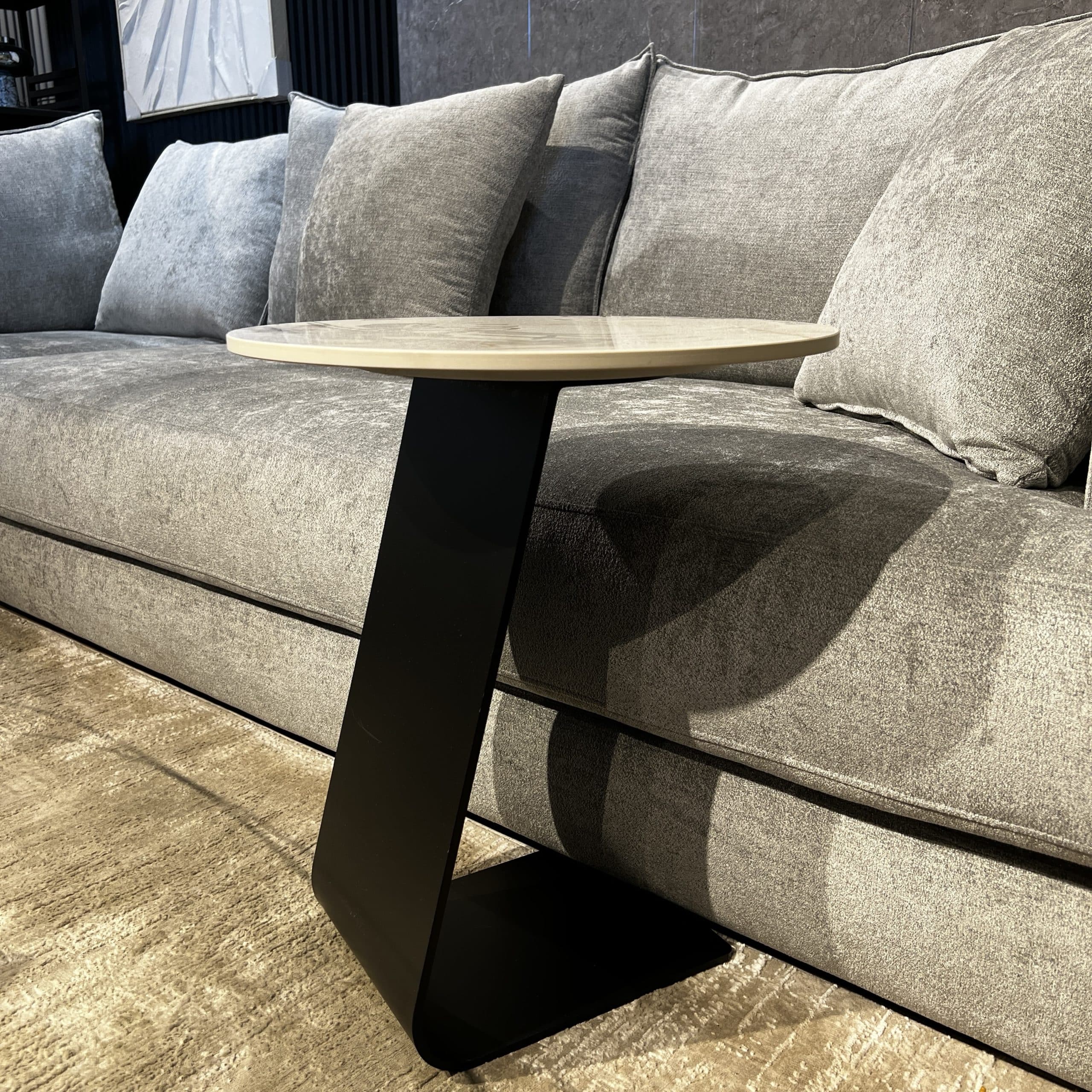 נשכן לספה | שולחן צד מרבל עגול דגם סופיטל 40/40/58 נשכן לספה | שולחן צד מרבל עגול דגם סופיטל 40/40/58