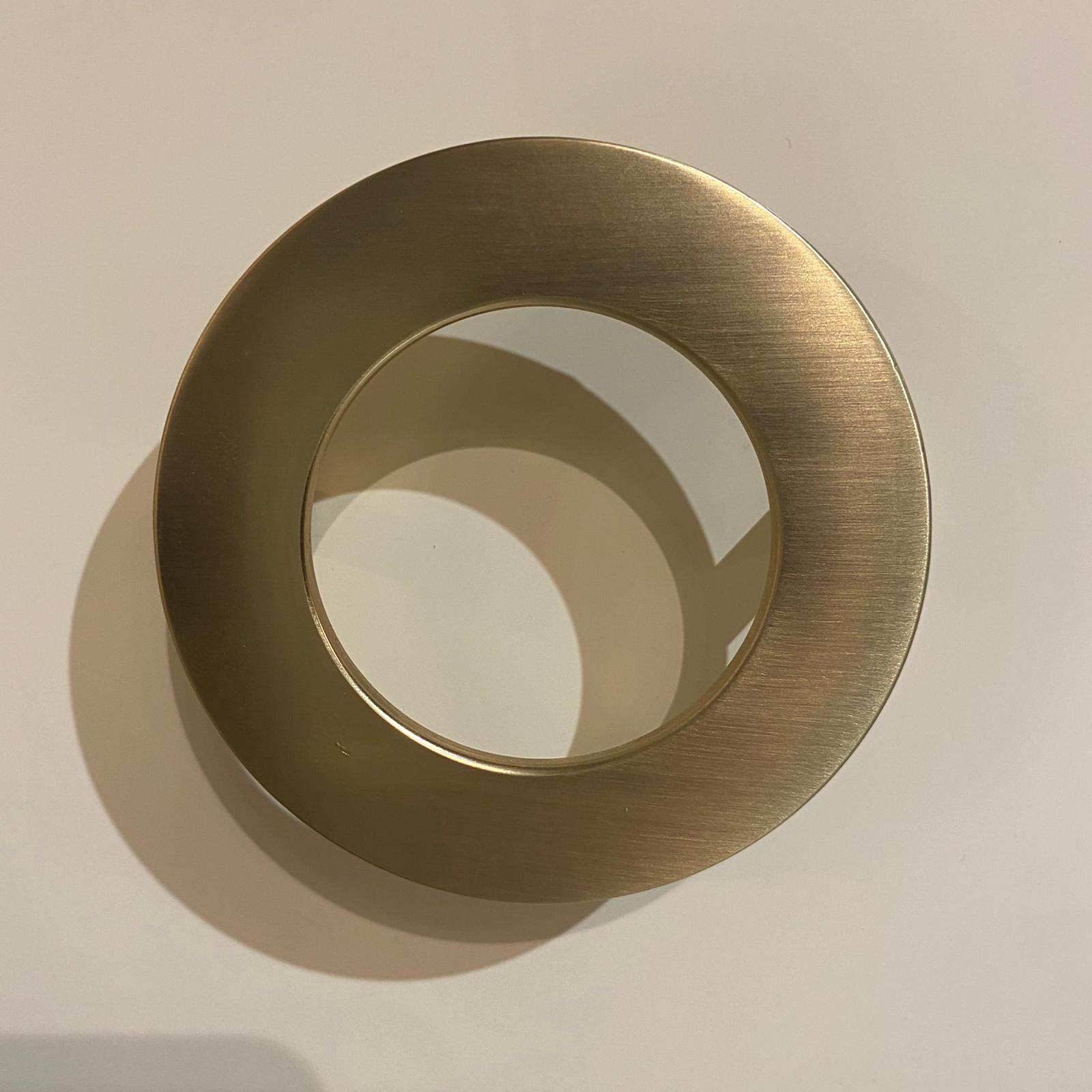 קומודה דגם שובל