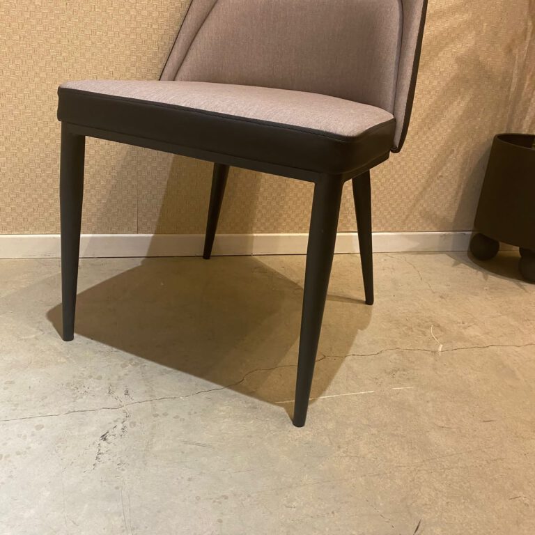 כיסא דגם למלו קימי אפור שחור (2)