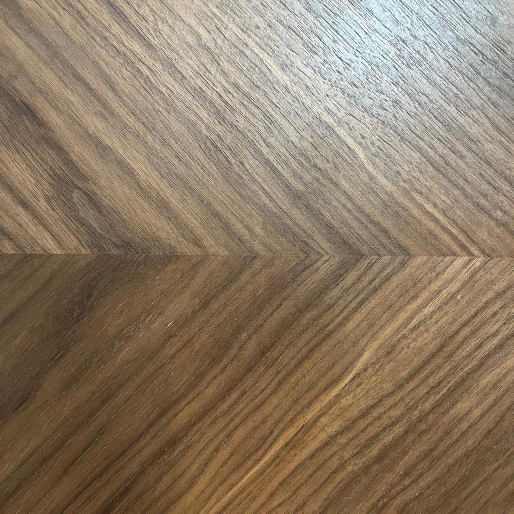 שולחן סלון מרובע גדול דגם ווד קימי אגוז אמריקאי שולחן סלון מרובע גדול דגם ווד קימי אגוז אמריקאי