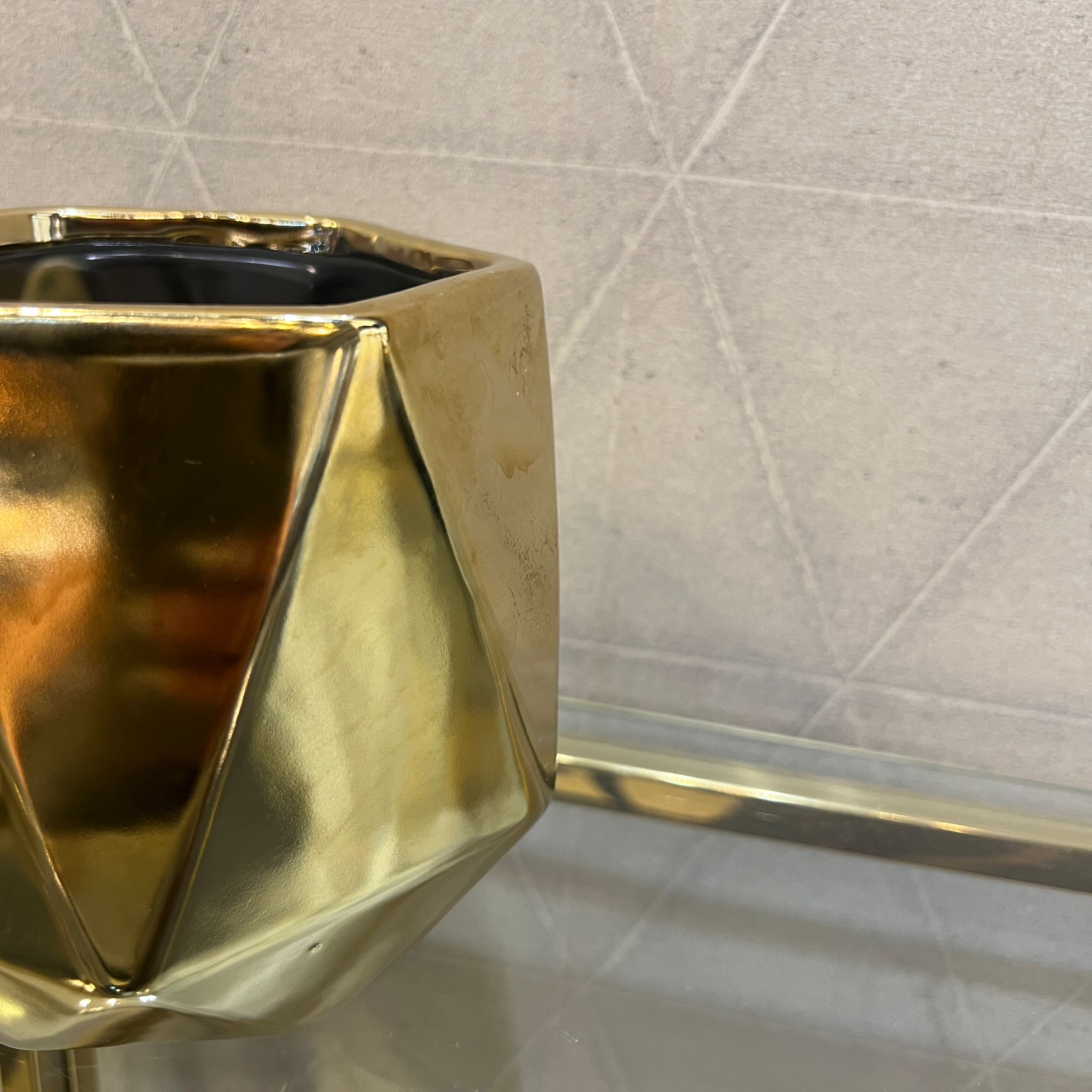 כד עציץ זהב בינוני כד עציץ זהב בינוני