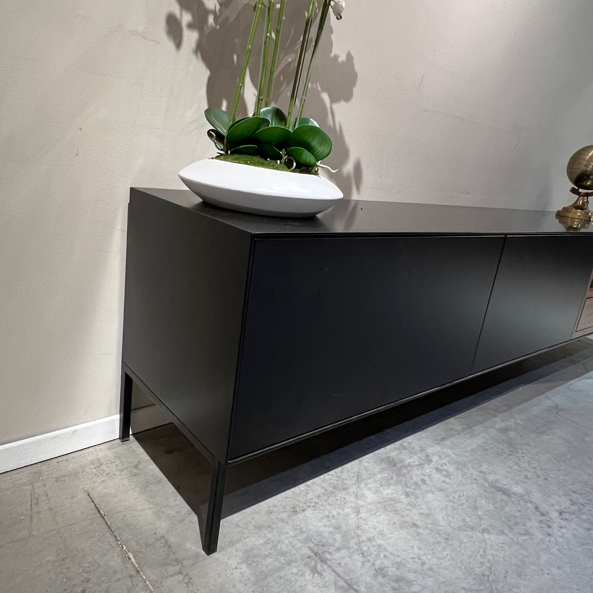 מזנון דגם אופוריה מזנון דגם אופוריה