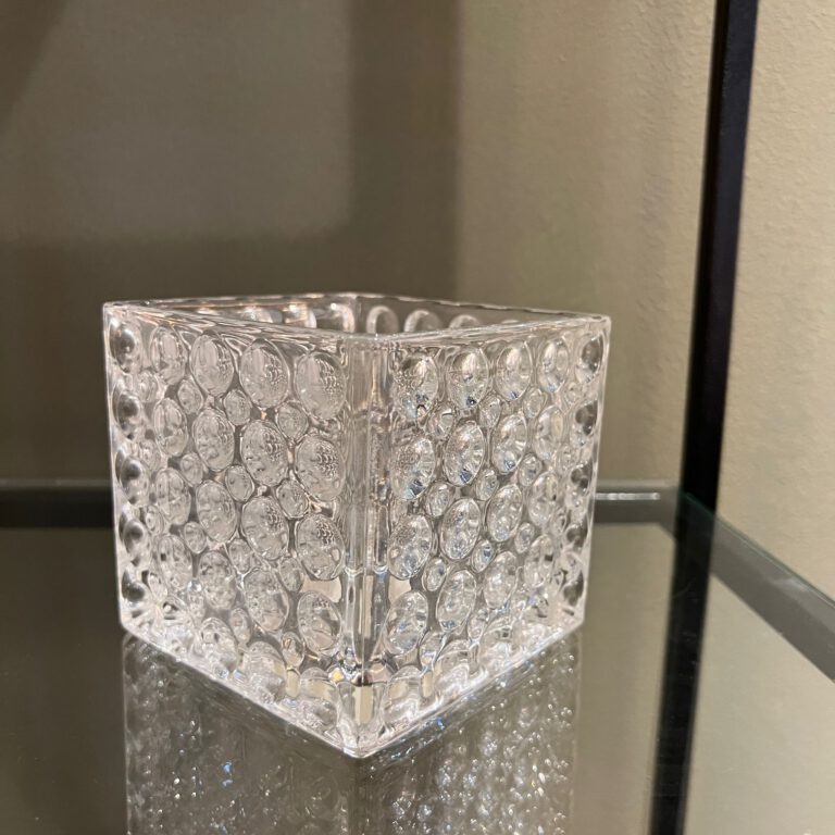 קערה זכוכית שקופה מעוטרת
