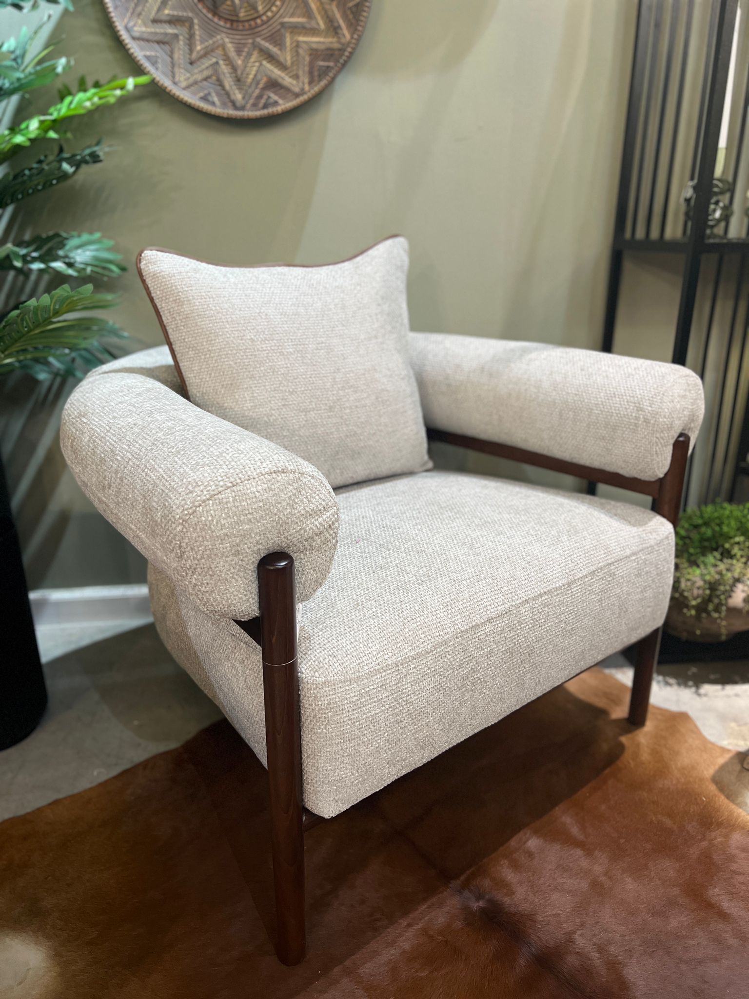 כורסא מעוצבת דגם לפייט בעיצוב אישי כורסא מעוצבת דגם לפייט בעיצוב אישי