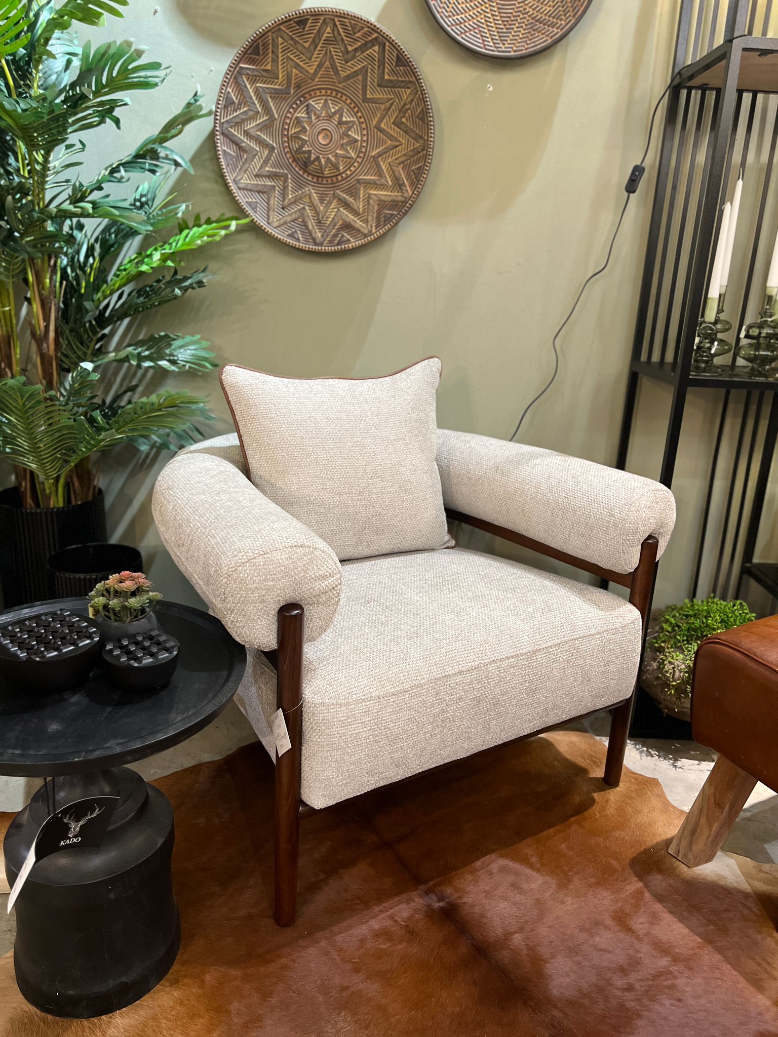 כורסא מעוצבת דגם לפייט בעיצוב אישי כורסא מעוצבת דגם לפייט בעיצוב אישי