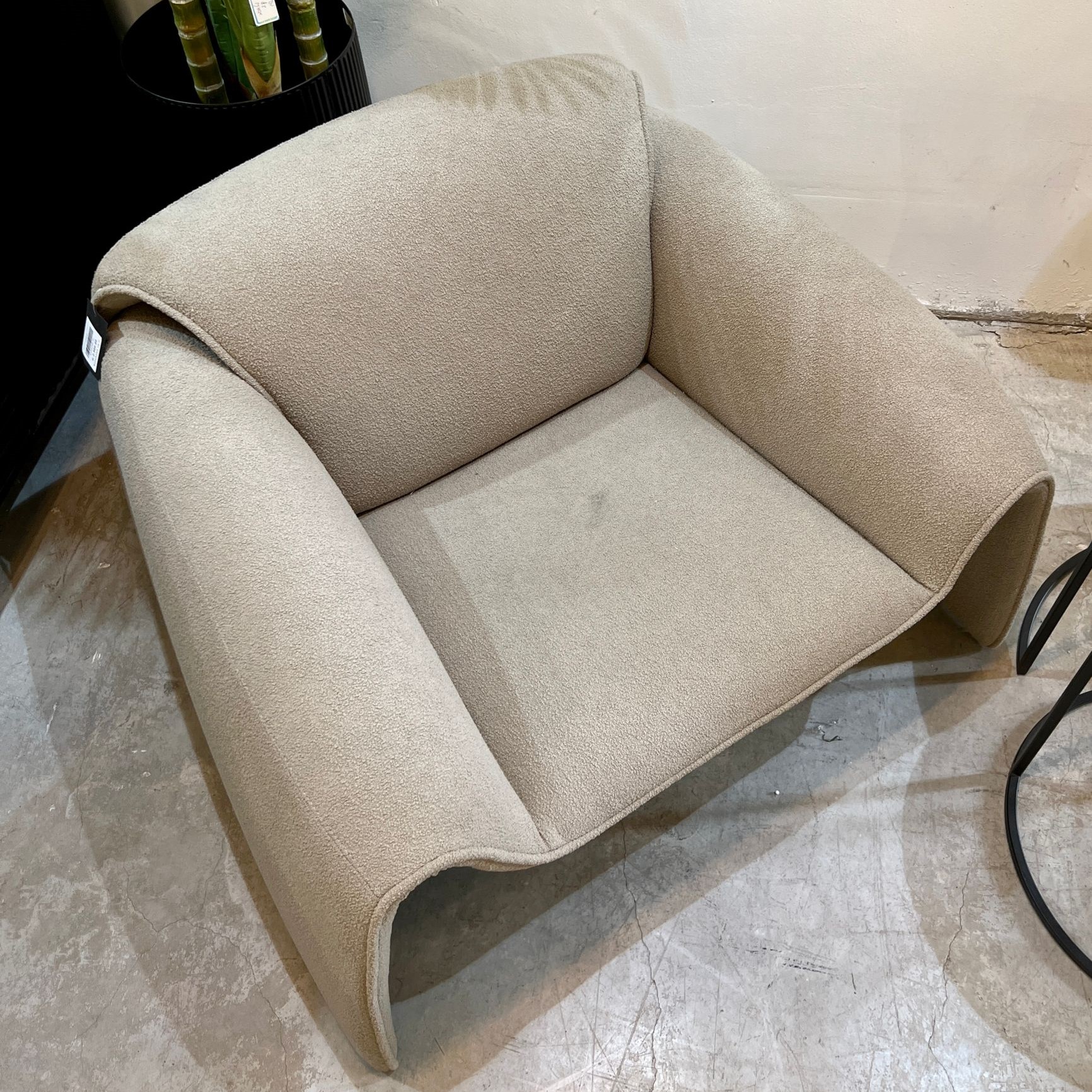 כורסא דגם M טדי קימי גוון קפוצ'ינו