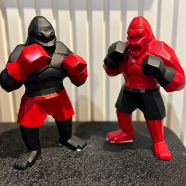 גורילה אדומה | שחורה פרלה