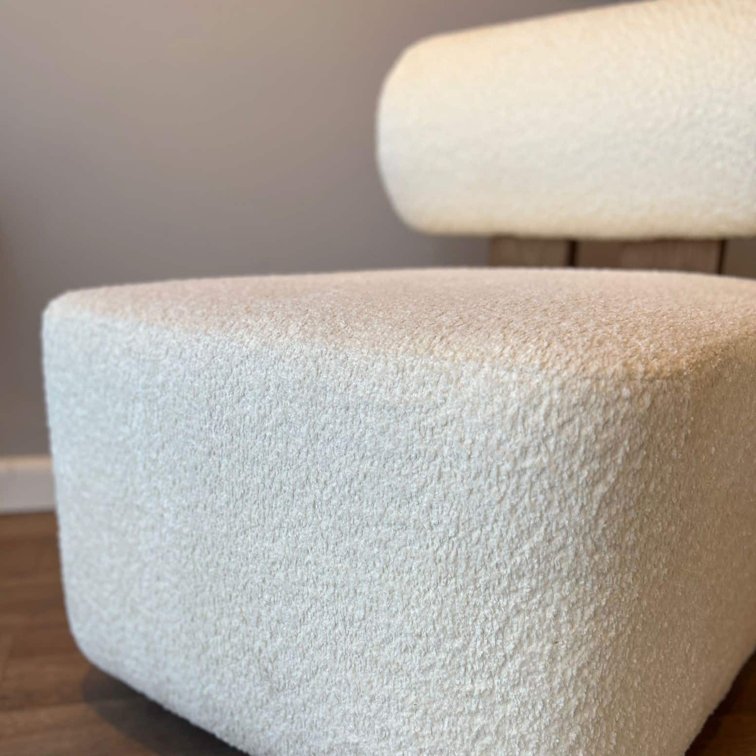 כורסא נורדית דגם B3000 כורסא נורדית דגם B3000