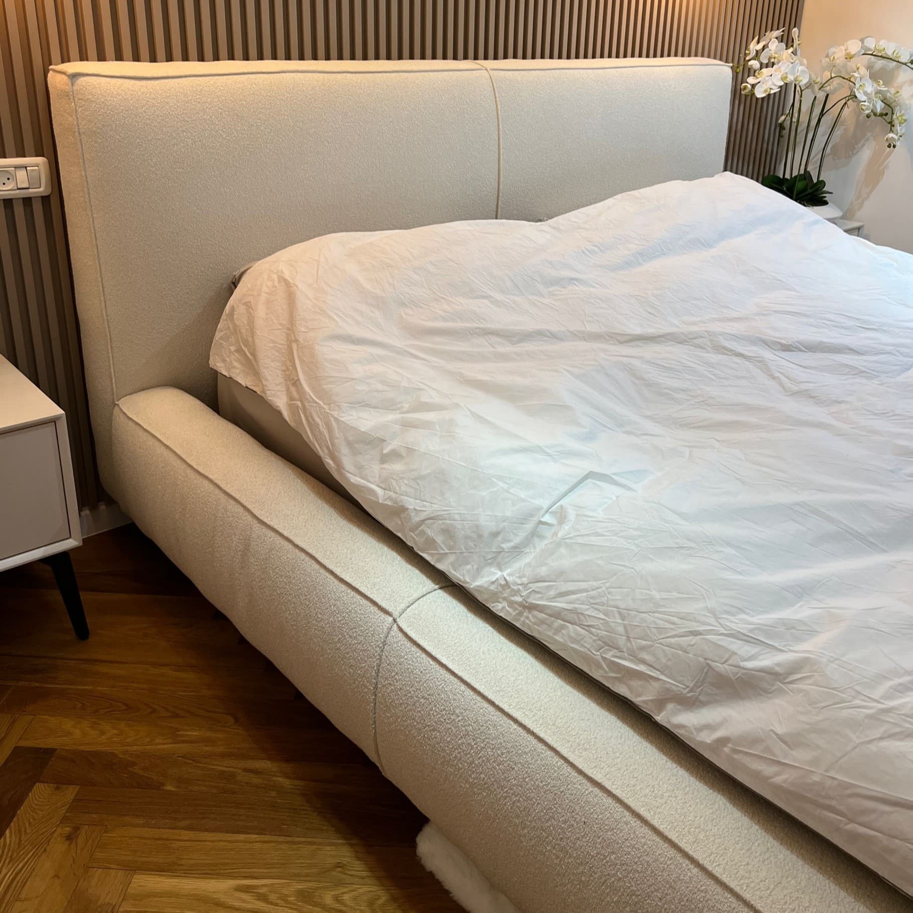 מיטה דגם פוף מיטה דגם פוף