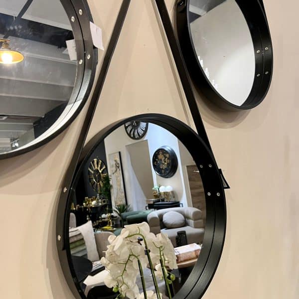 מראה רצועות עור שחורה דגם איקו