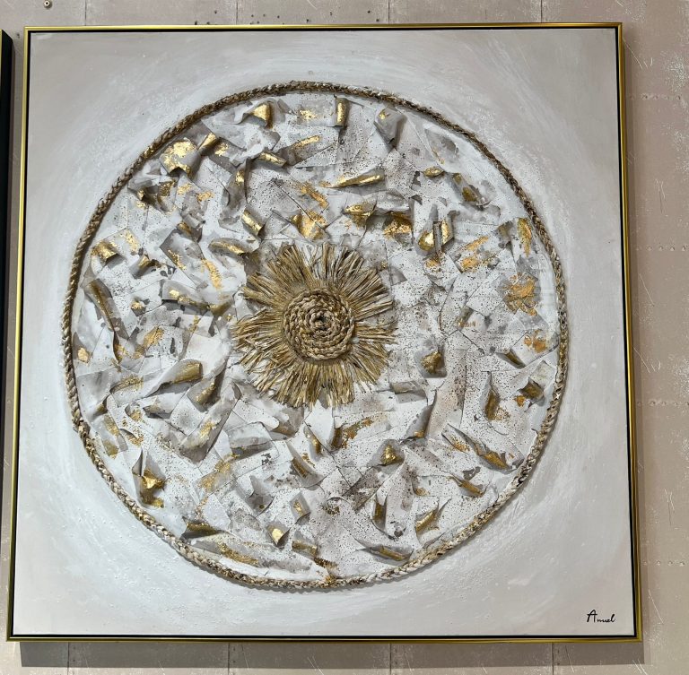תמונת שמן בשילוב הדפסה עיגול מרכזי זהב ולבן אנאל עם מסגרת