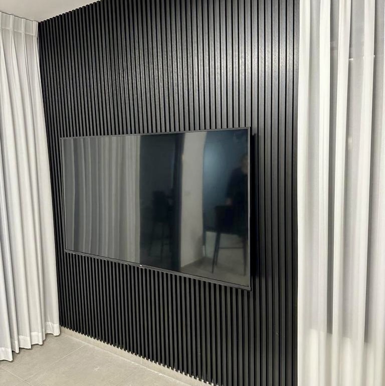 חיפוי קיר פולימרי שחור חלק חיפוי קיר פולימרי שחור חלק