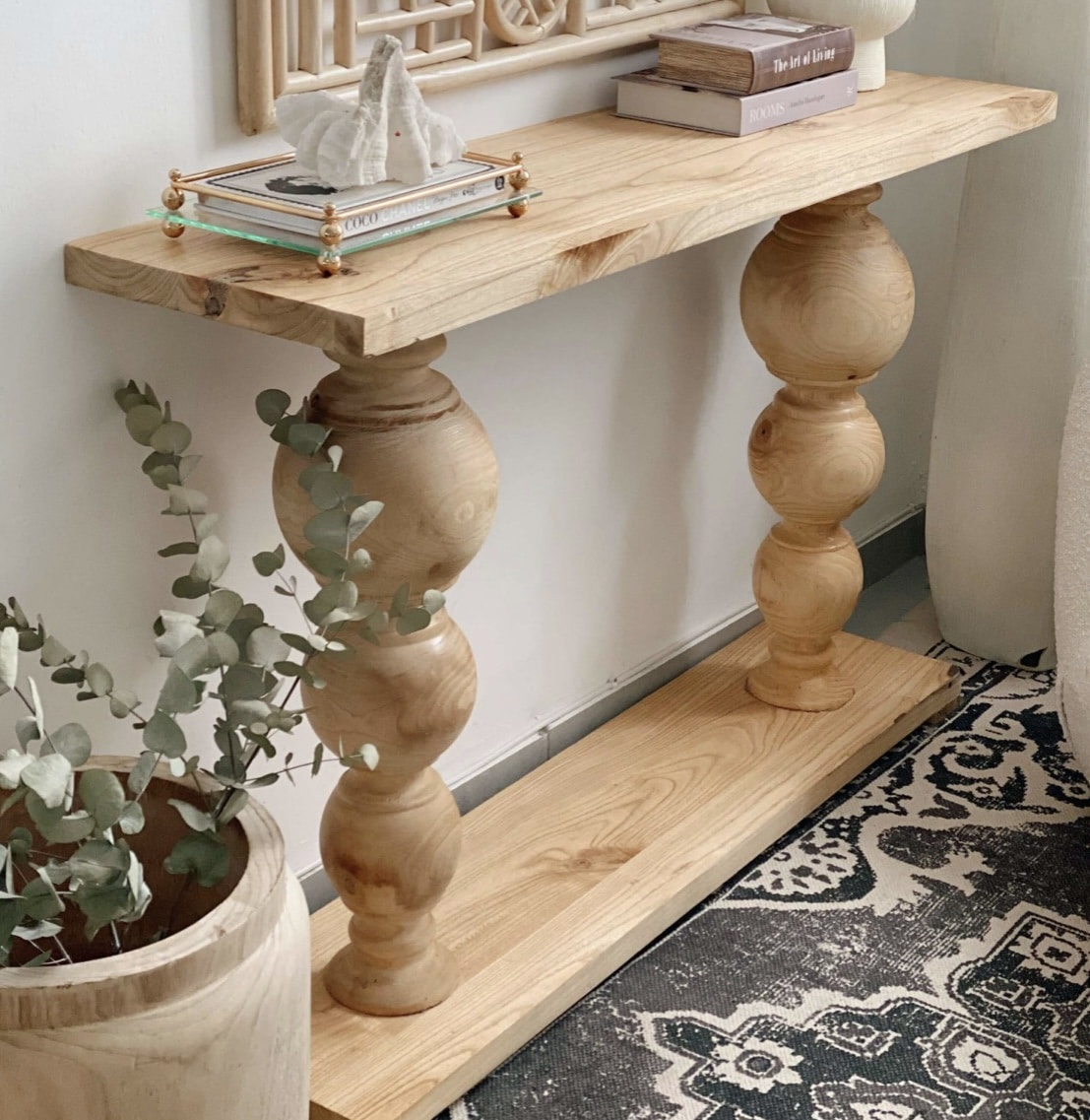 קונסולה עיגולים מעץ