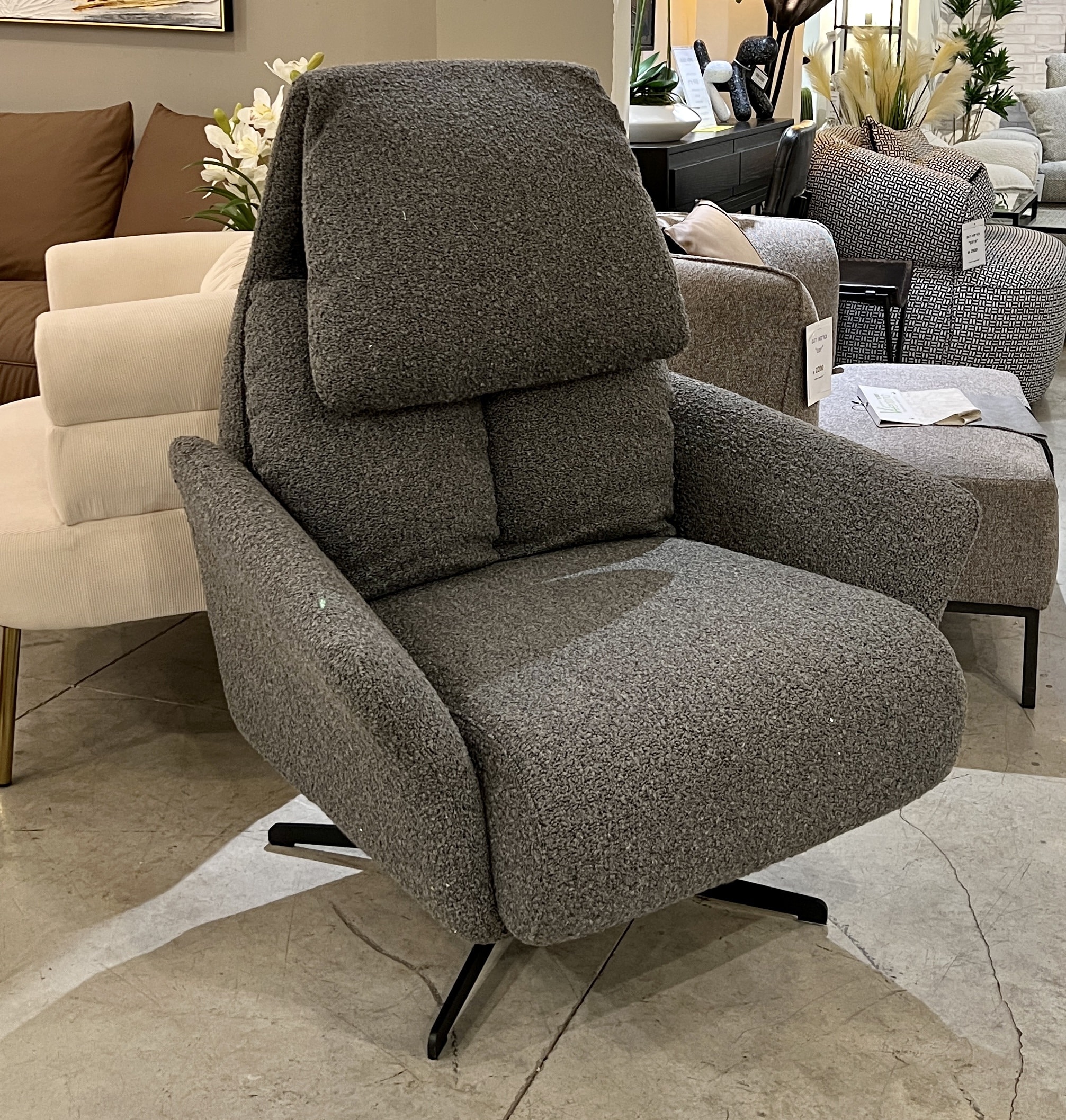 כורסא רילקס נפתחת דגם קימי בד בוקלה אפור כורסא רילקס נפתחת דגם קימי בד בוקלה אפור