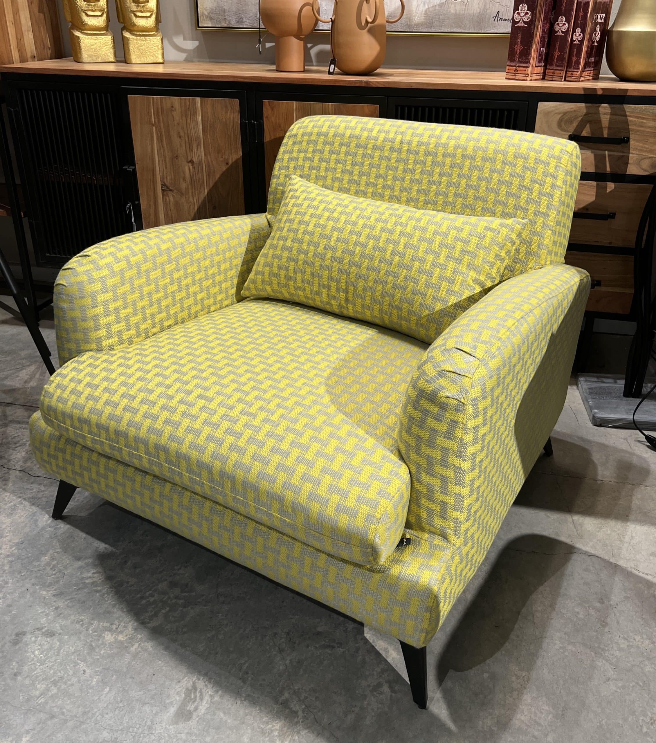 כורסא צהובה מפנקת דגם ליסה