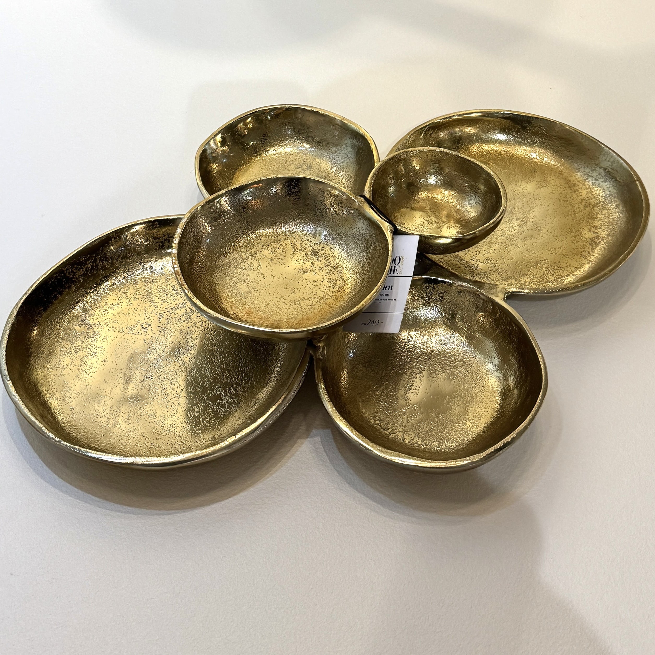 סט קעריות מתכת זהב 6 יחידות סט קעריות מתכת זהב 6 יחידות