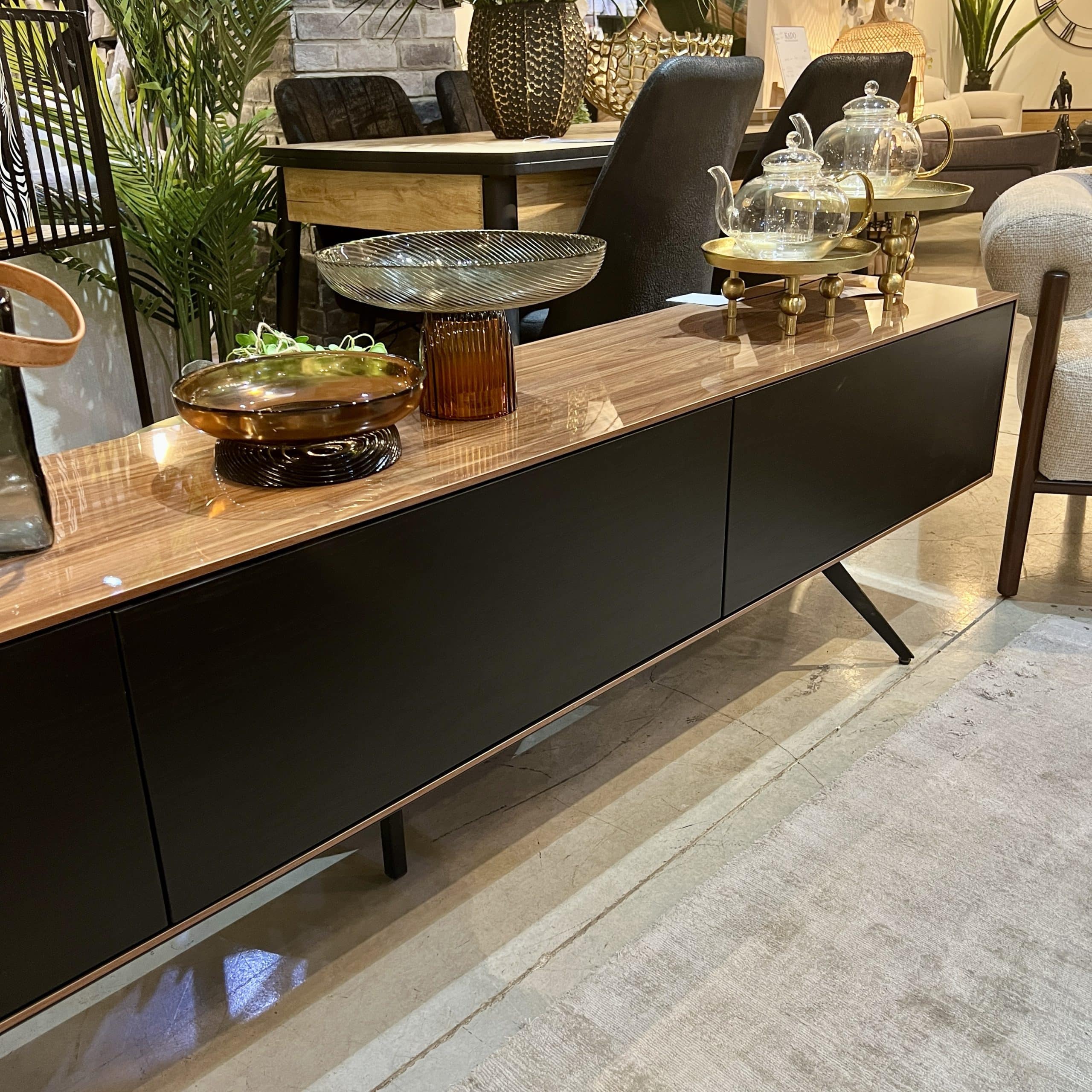 מזנון דגם דור ייצור בעיצוב אישי מזנון דגם דור ייצור בעיצוב אישי