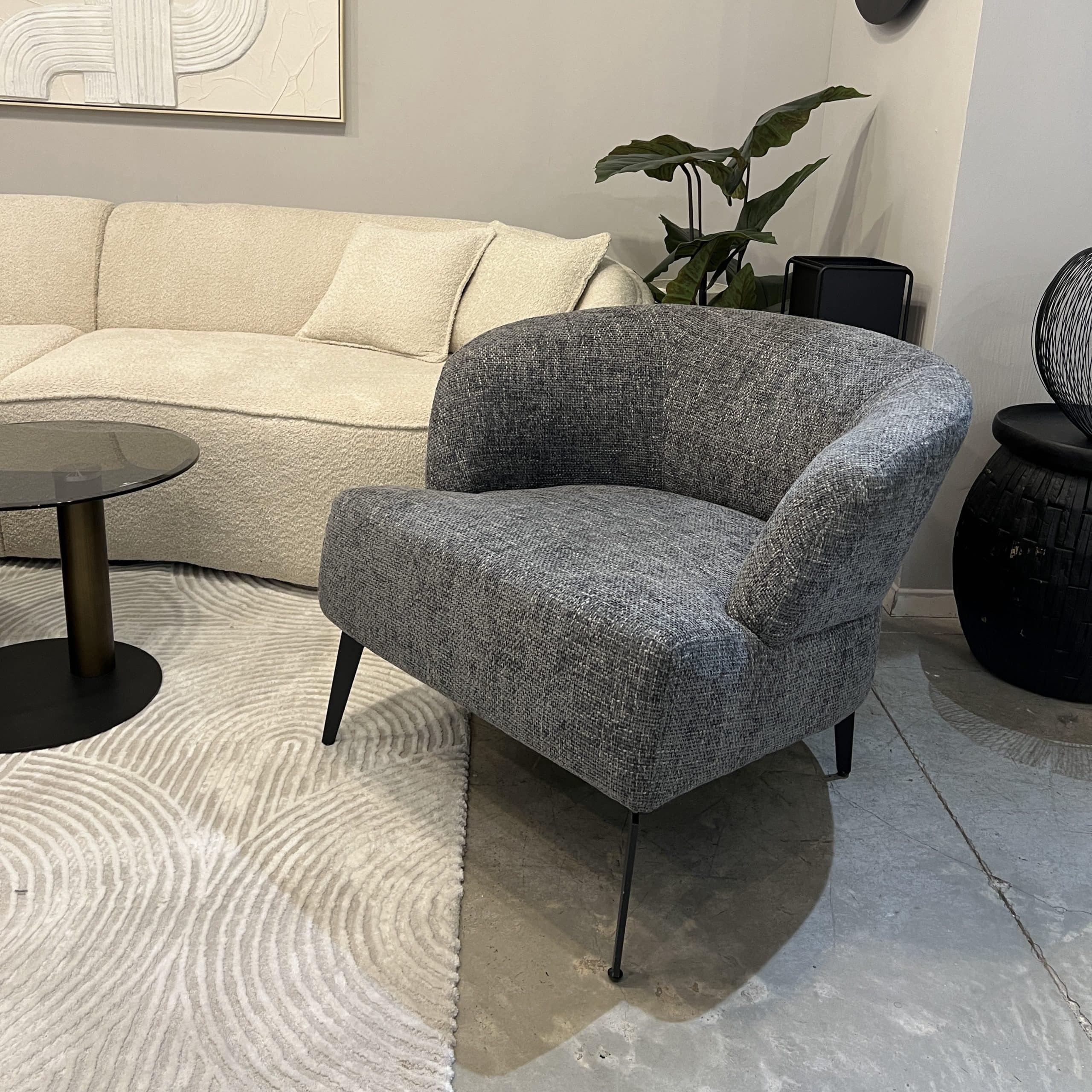 כורסא מעוצבת דגם ברוש אפור בהיר