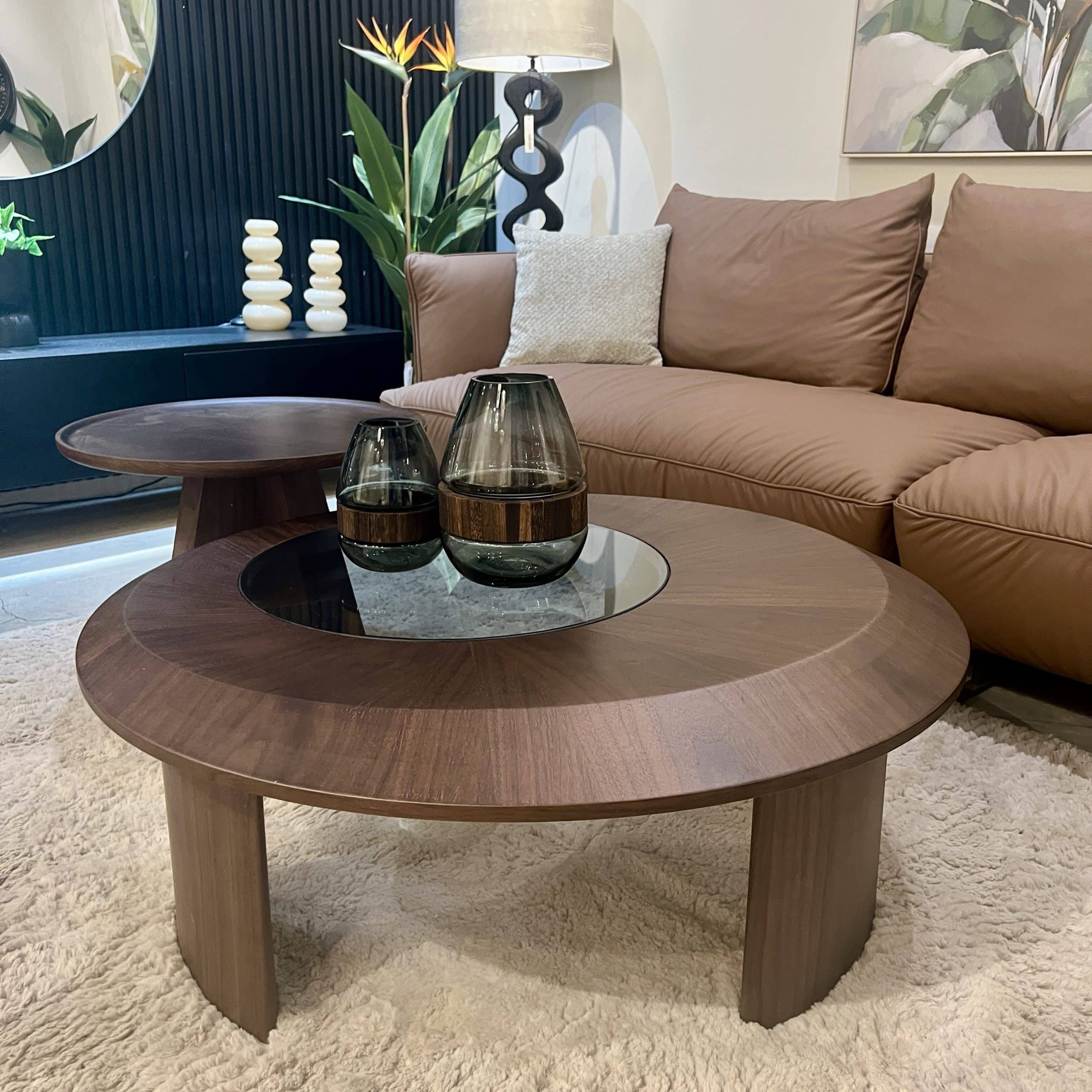 זוג שולחנות סלון עגולים אגוז אמריקאי זכוכית דגם סאן גלאס