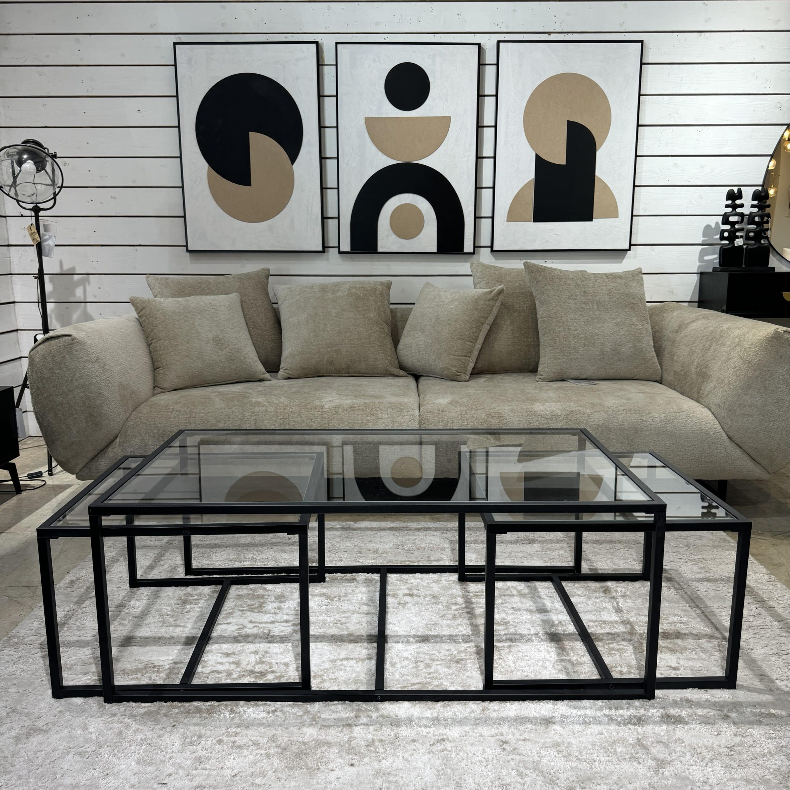 סט 3 שולחנות ברזל שחור וזכוכית דגם מוס סט 3 שולחנות ברזל שחור וזכוכית דגם מוס