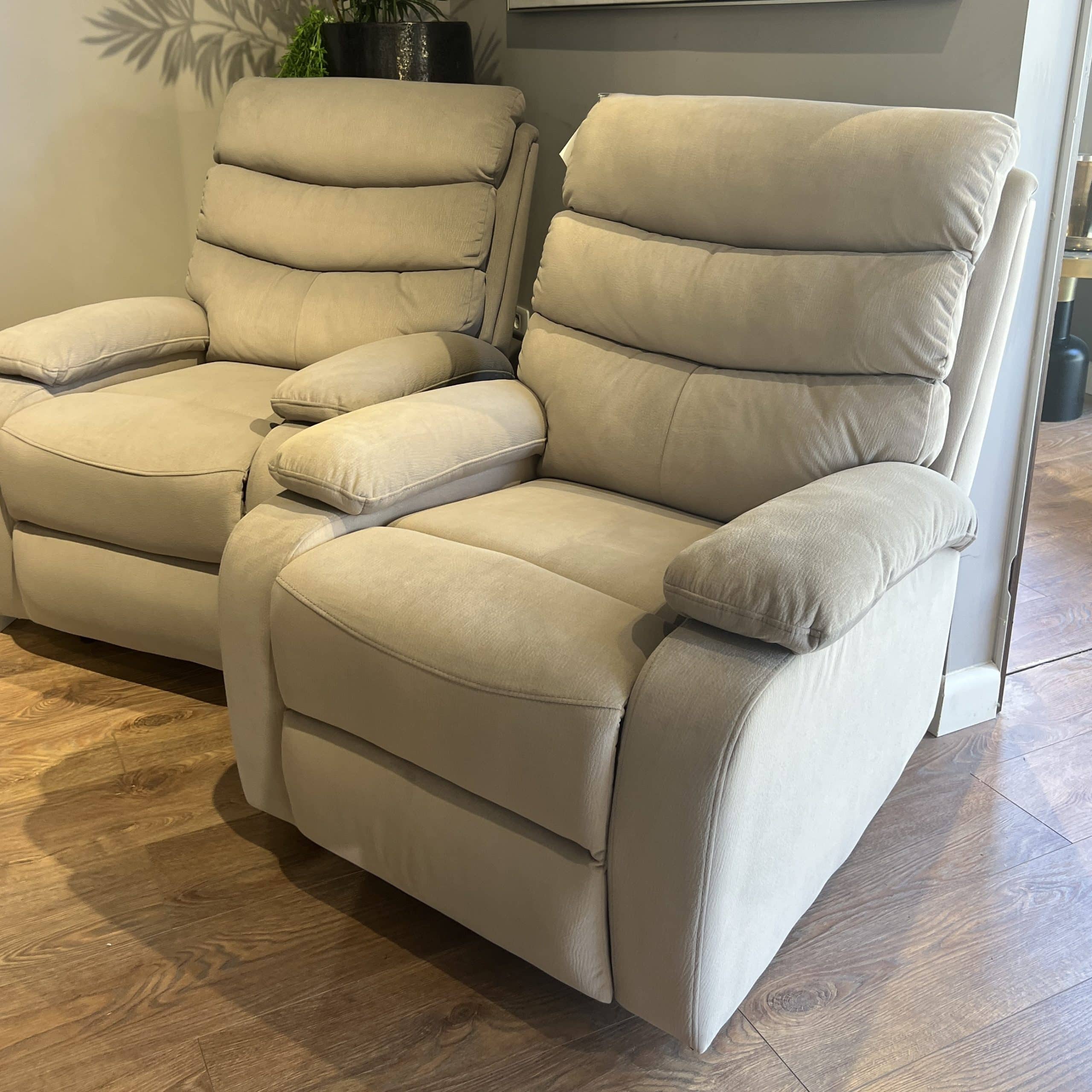 כורסא טלוויזיה מפנקת דגם ארתור