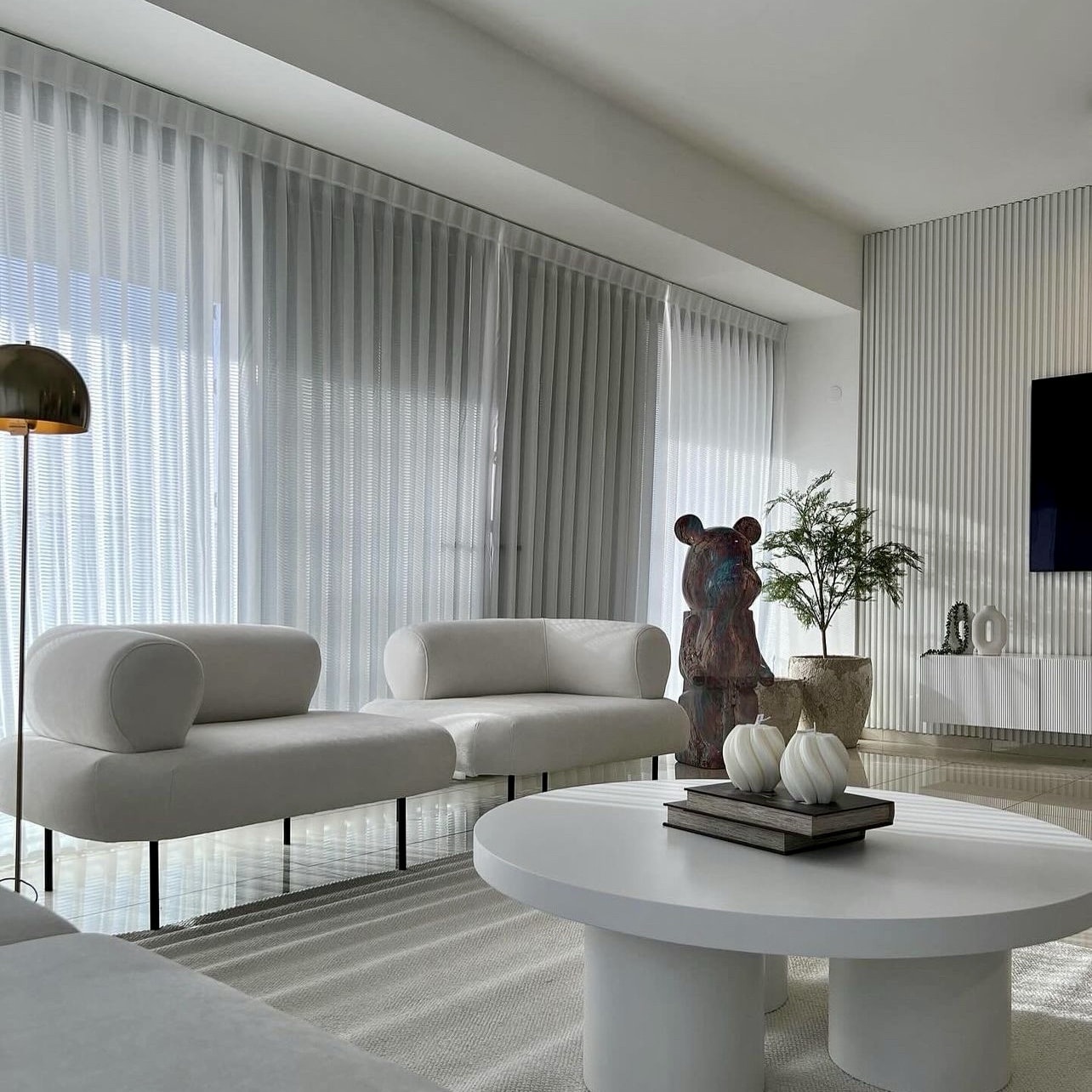 וילון תפירה בעיצוב אישי קונטרפלד בבד קרפ 2 גוון לבן שבור קלאסי - במבצע!