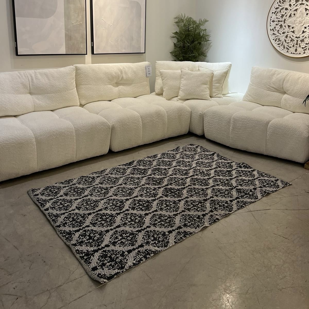 שטיח אריגה משולבת זיגזג מעוינים דגם נאיה שטיח אריגה משולבת זיגזג מעוינים דגם נאיה