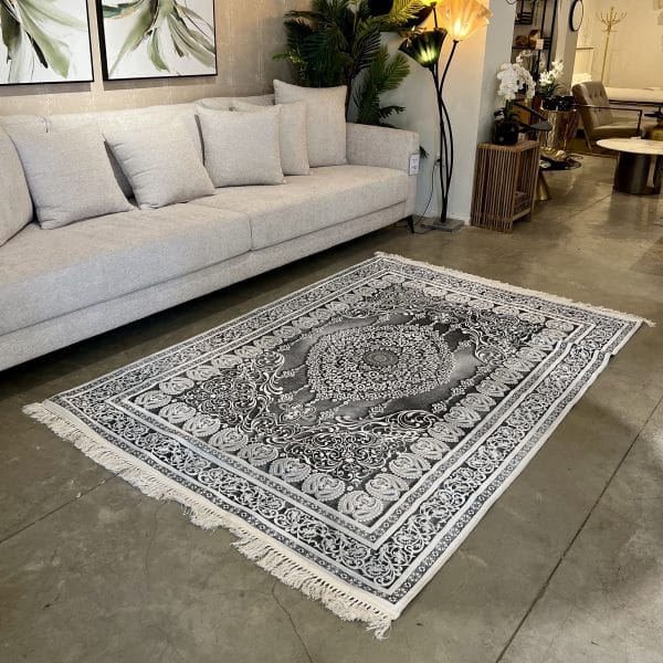 שטיח עיטורים אפור לבן פרנזים דגם סטון