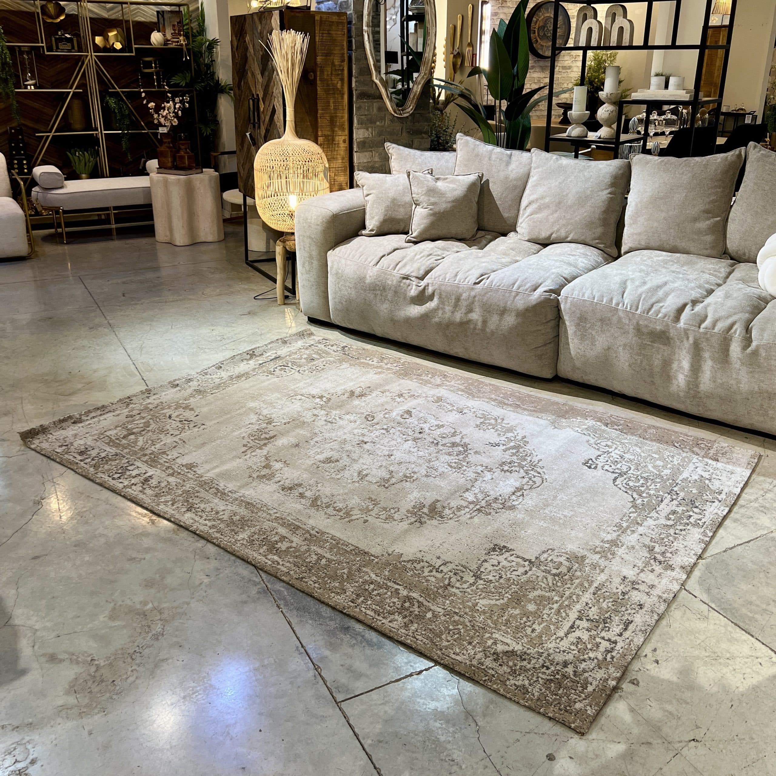 שטיח מרוקאי עיטורים גוונים חמים דגם קמילה שטיח מרוקאי עיטורים גוונים חמים דגם קמילה