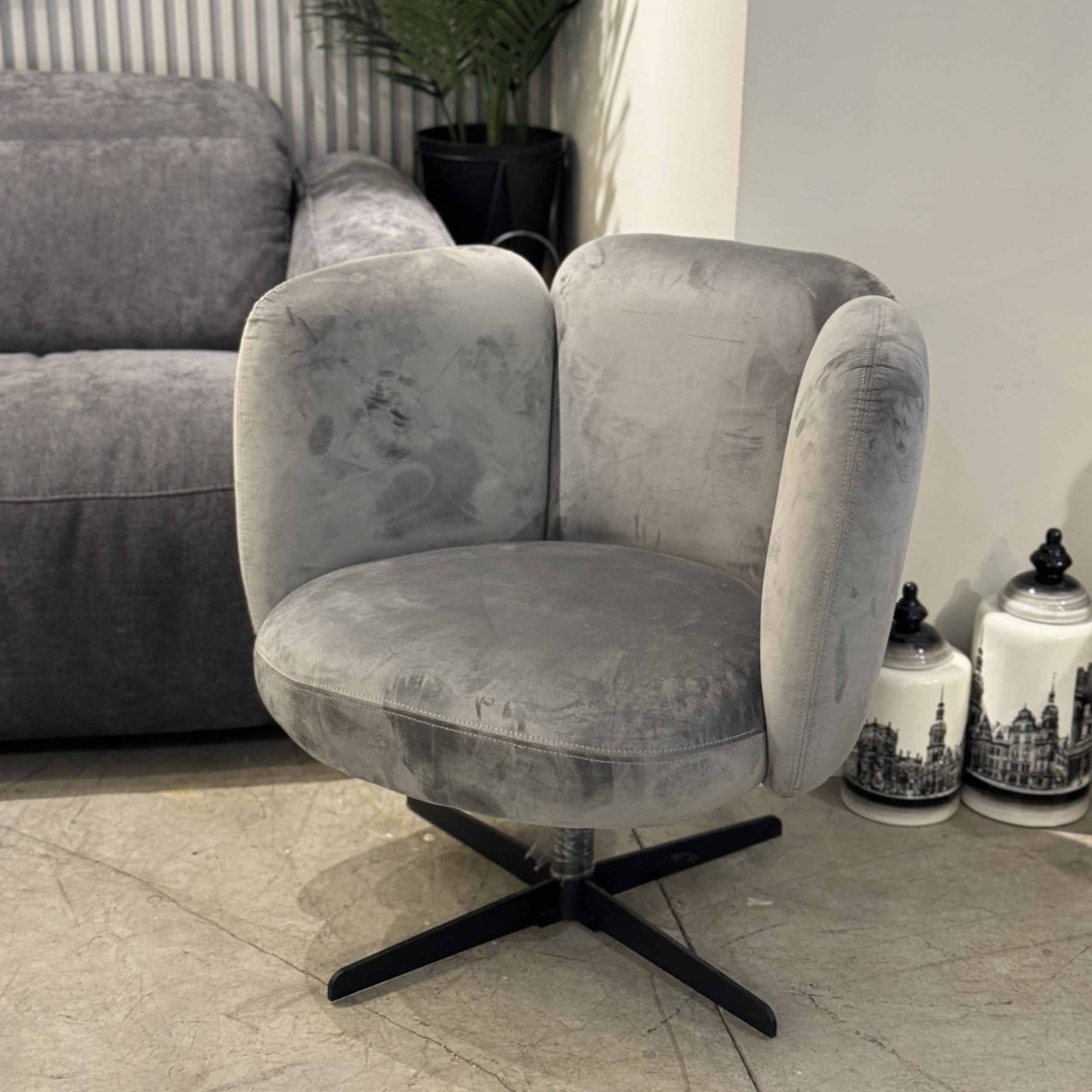 כורסא מסתובבת אפור עכבר דגם אמה כורסא מסתובבת אפור עכבר דגם אמה