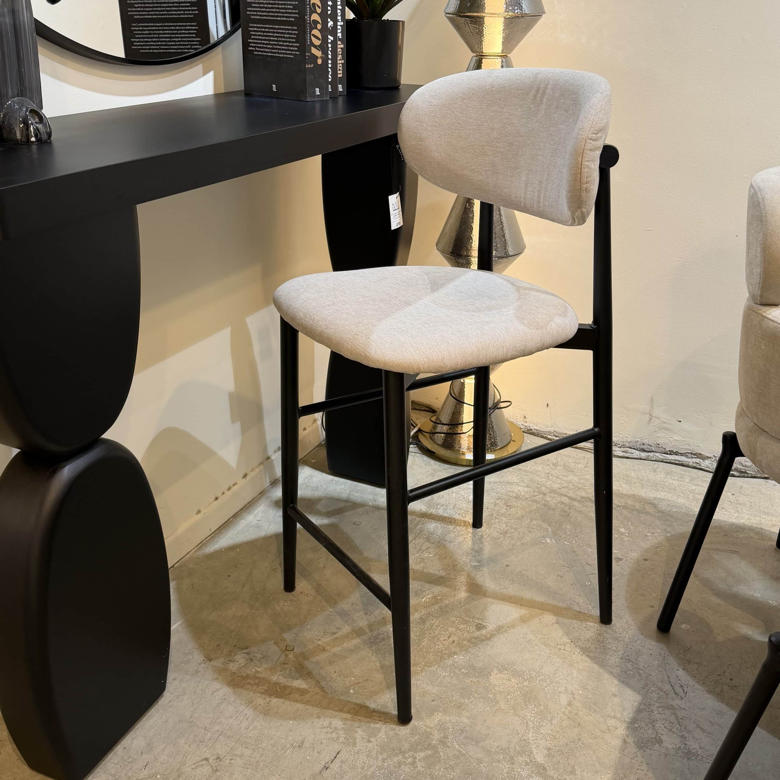 כיסא בר רינו דגם לוסי אריג שמנת רגל ברזל שחור - SALE כיסא בר רינו דגם לוסי אריג שמנת רגל ברזל שחור - SALE