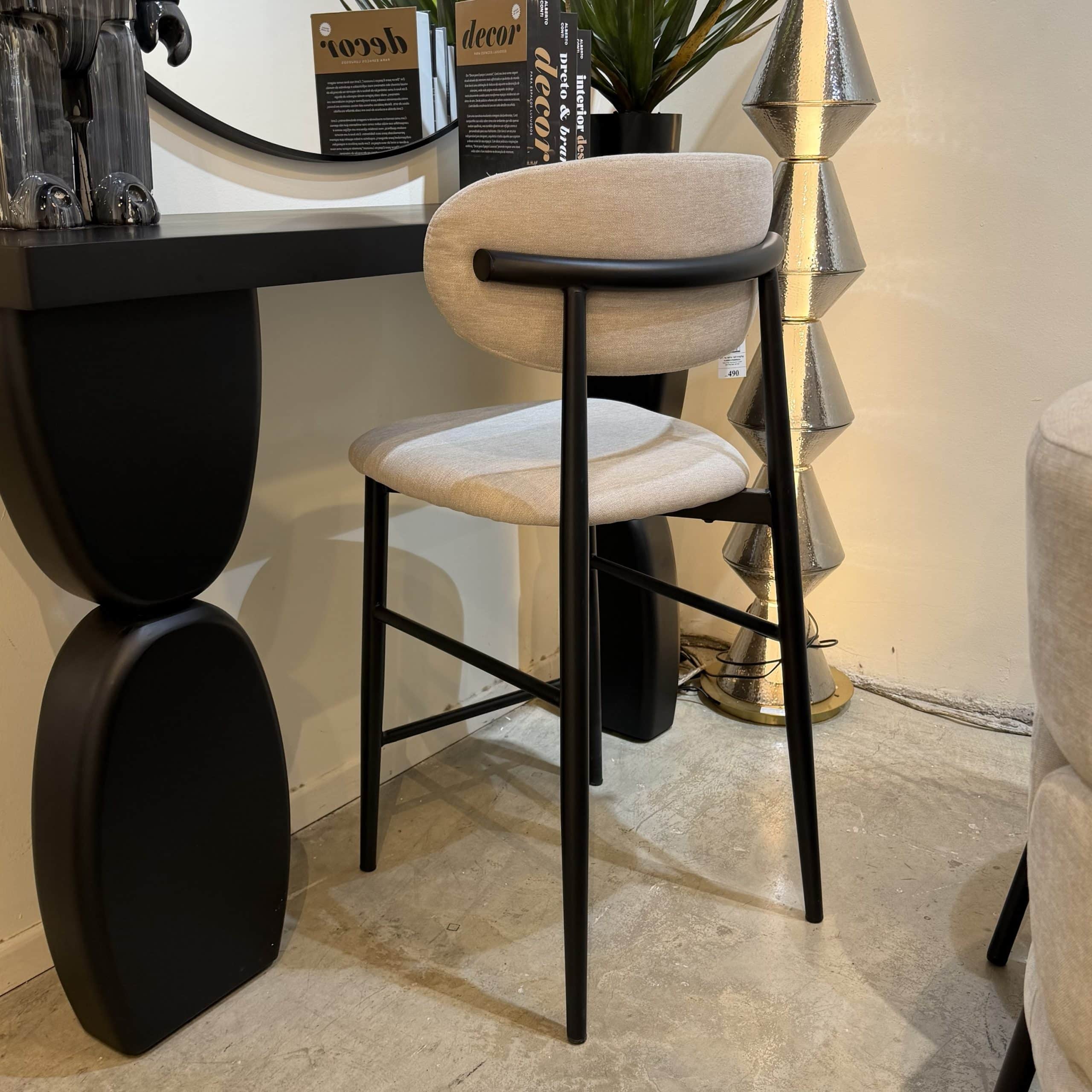 כיסא בר רינו דגם לוסי אריג שמנת רגל ברזל שחור - SALE כיסא בר רינו דגם לוסי אריג שמנת רגל ברזל שחור - SALE