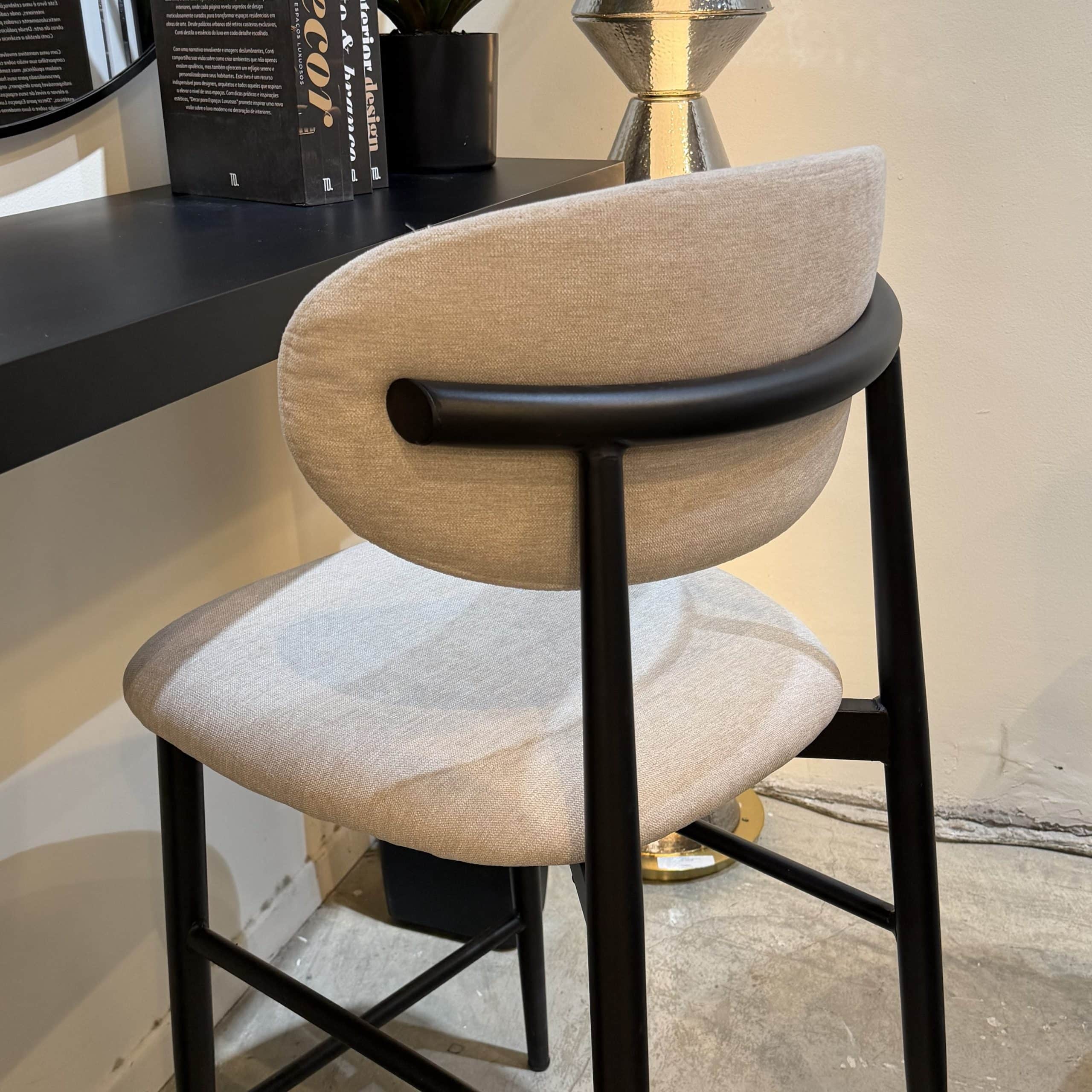 כיסא בר רינו דגם לוסי אריג שמנת רגל ברזל שחור - SALE כיסא בר רינו דגם לוסי אריג שמנת רגל ברזל שחור - SALE