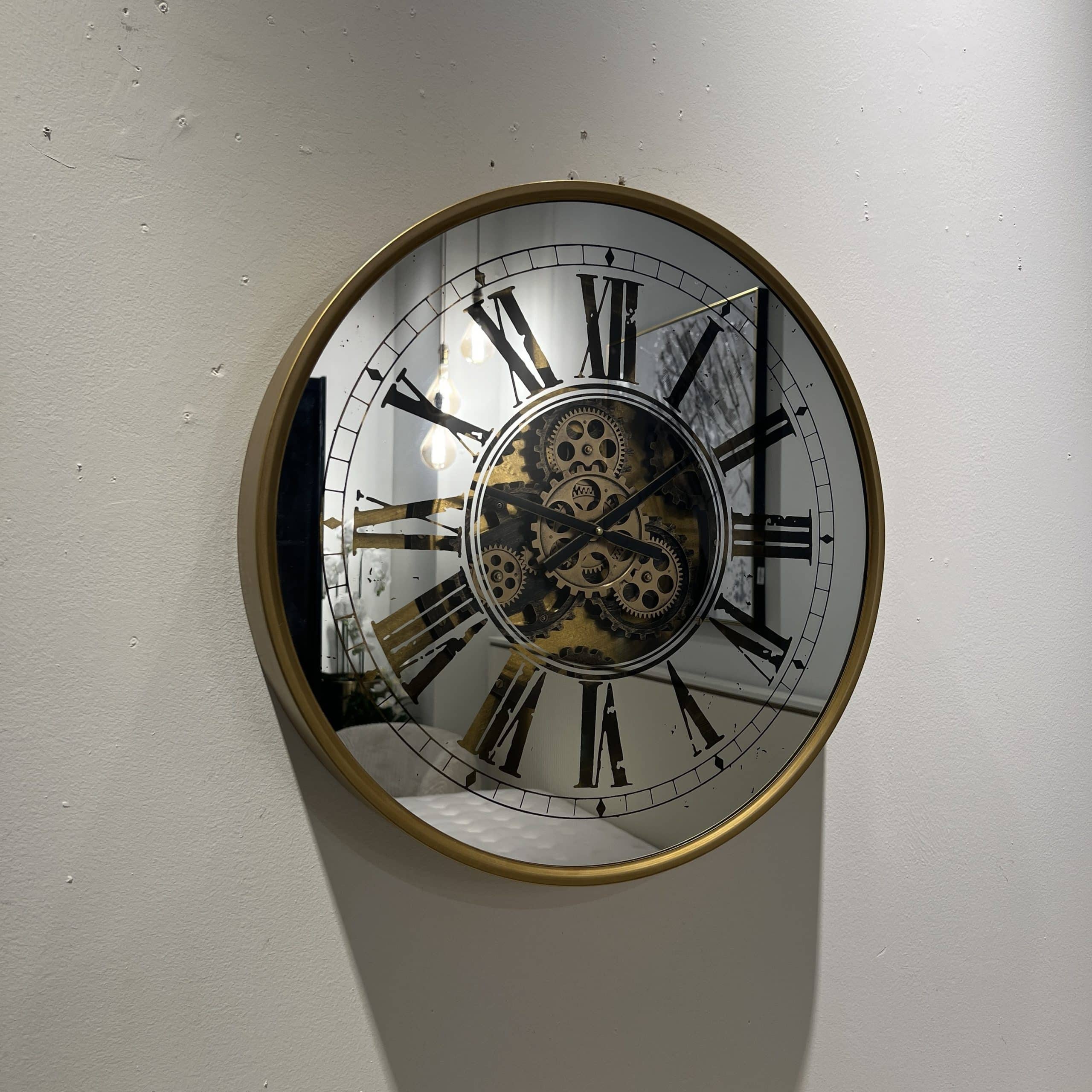 שעון מראה אפורה מסגרת זהב דגם איקו שעון מראה אפורה מסגרת זהב דגם איקו