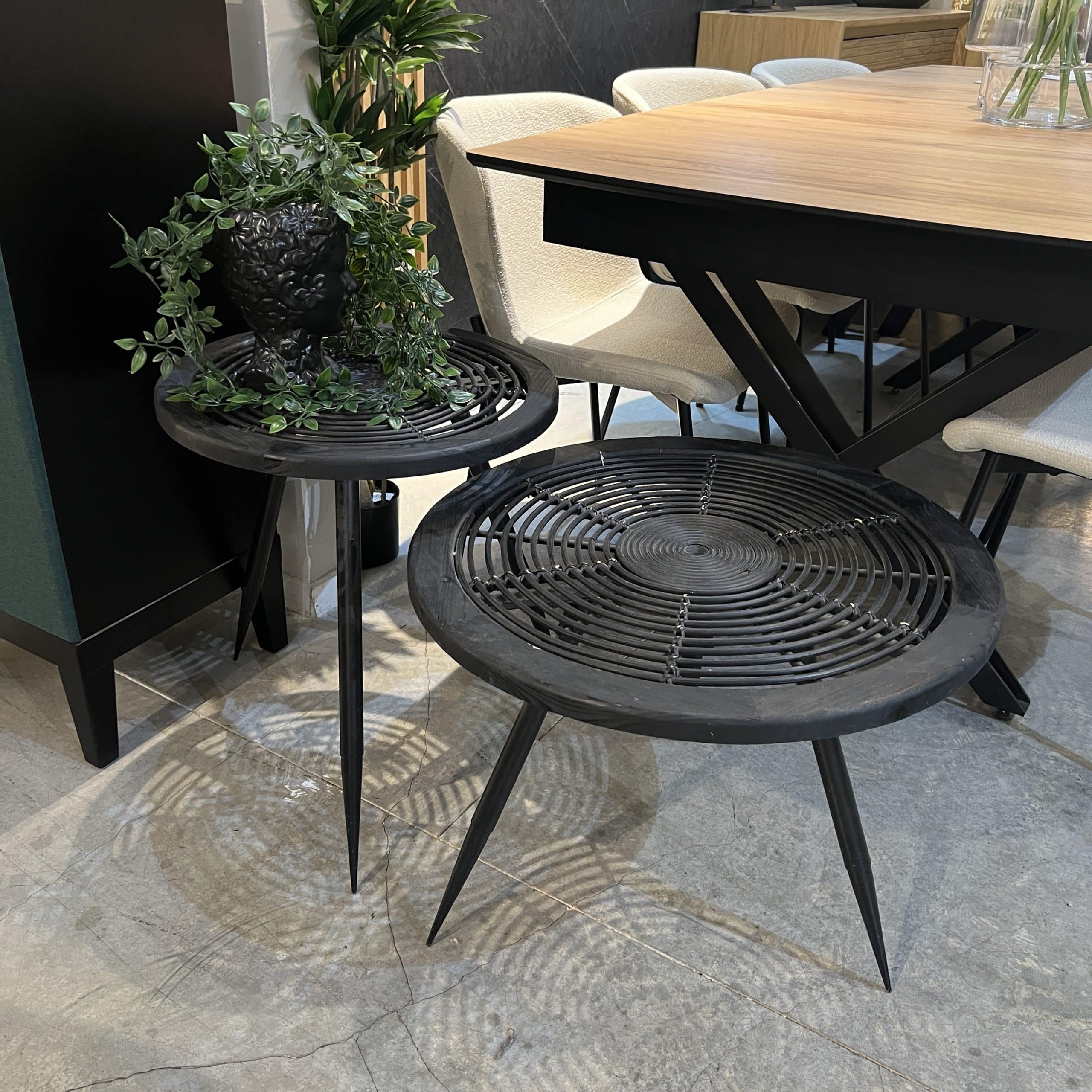 סט שולחנות ספירלה מתצוגה!