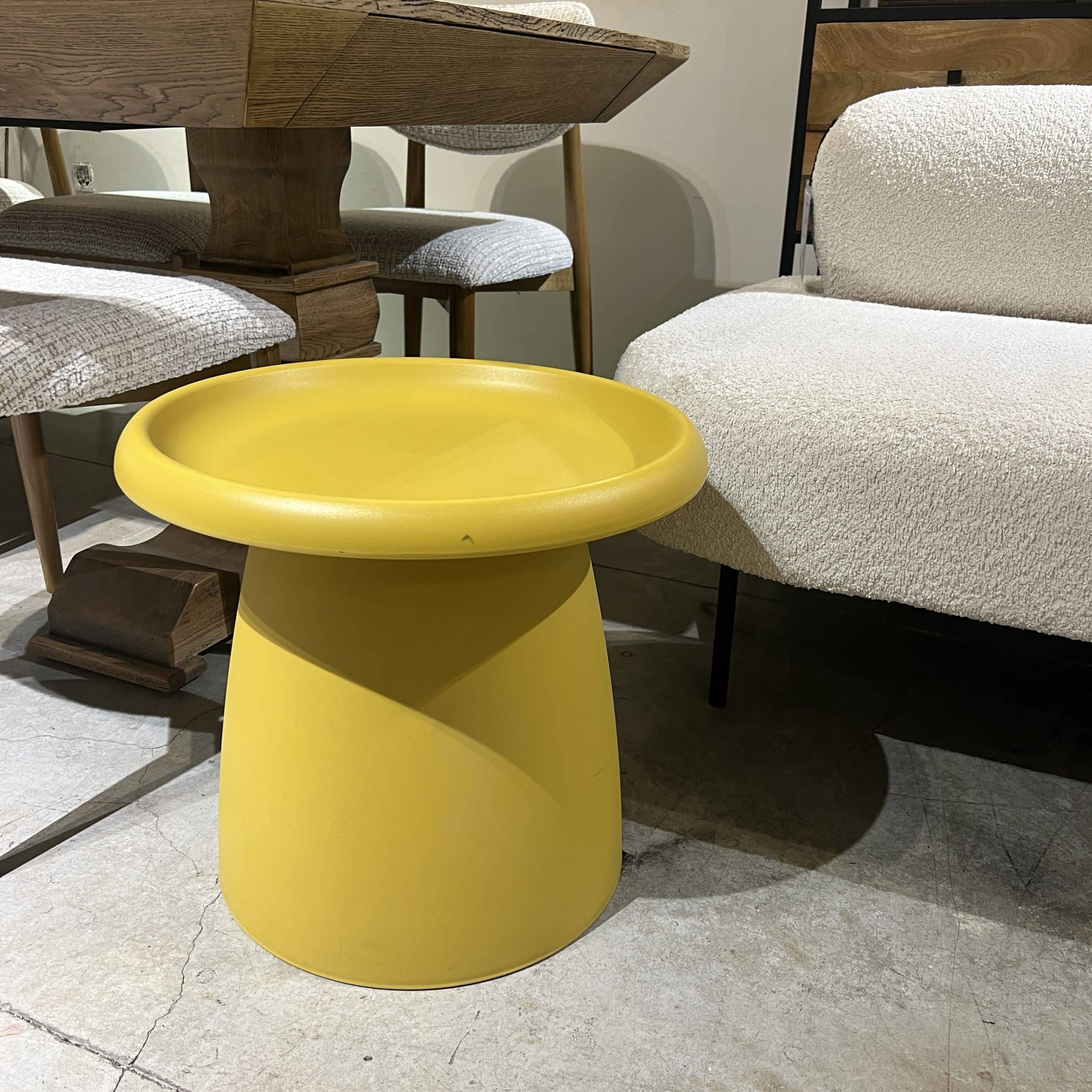 שולחן צד נורמן חרדל