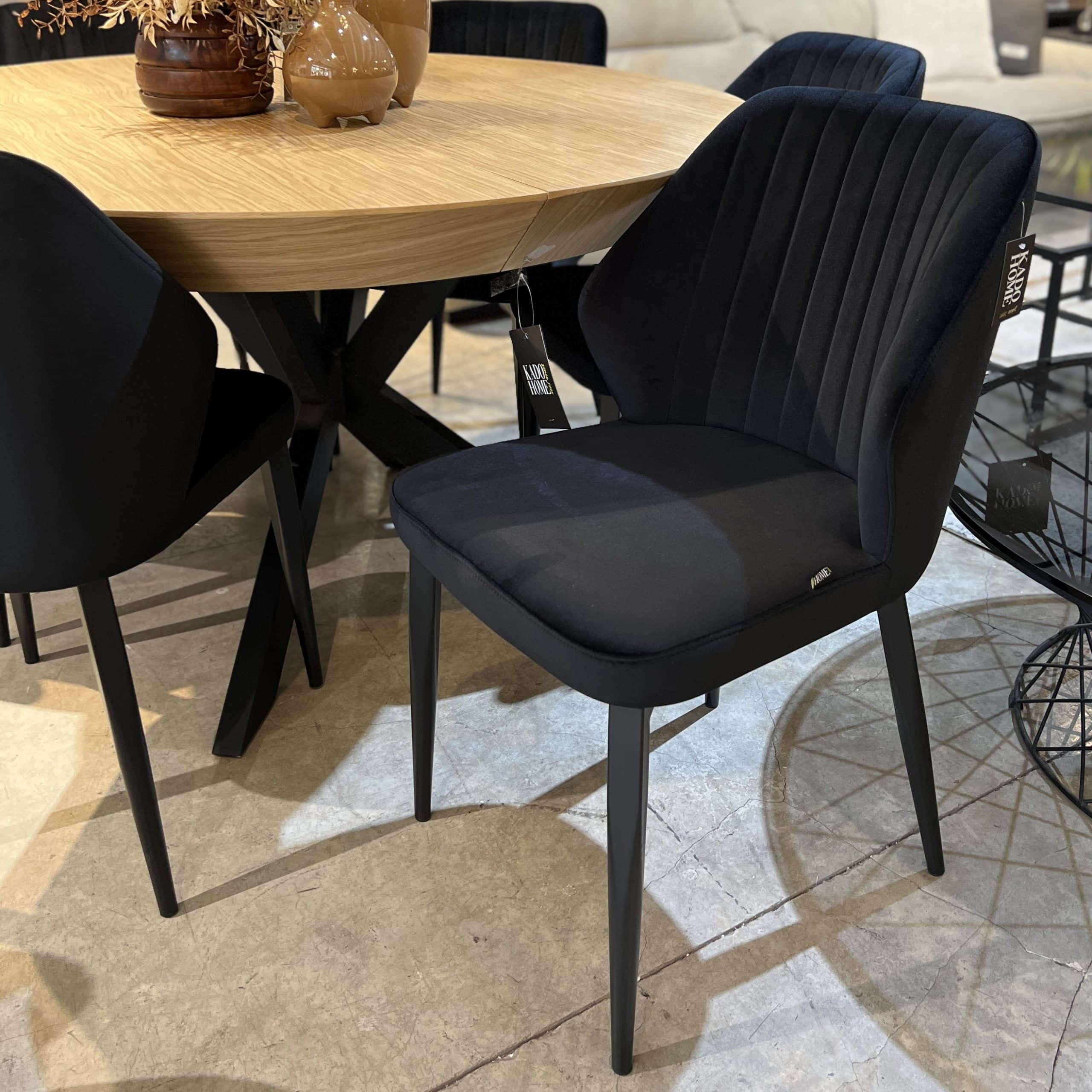 כיסא קטיפה שחור דגם 7031 | חיסול מלאי כיסא קטיפה שחור דגם 7031 | חיסול מלאי