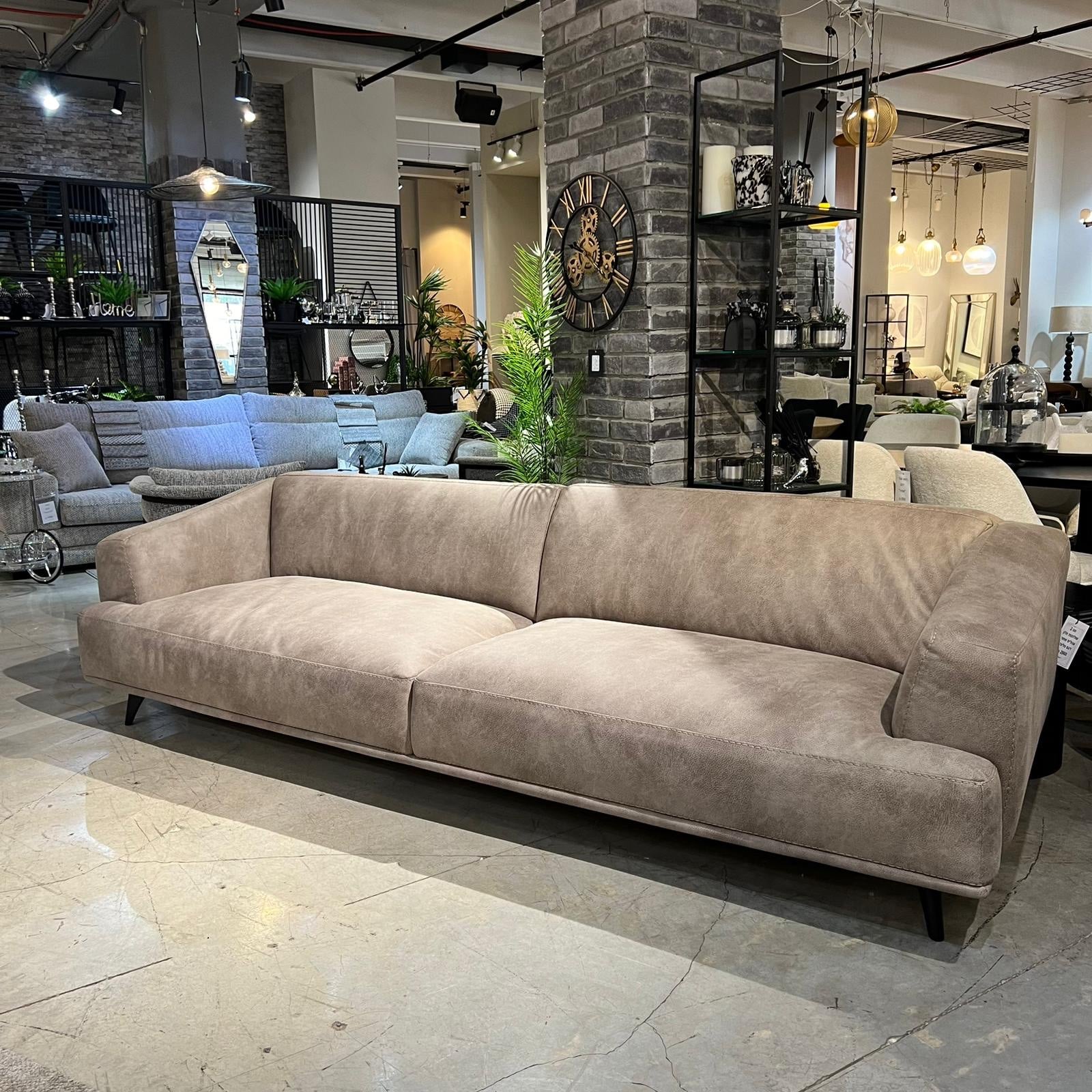 ספה דגם מרקוס מתצוגה