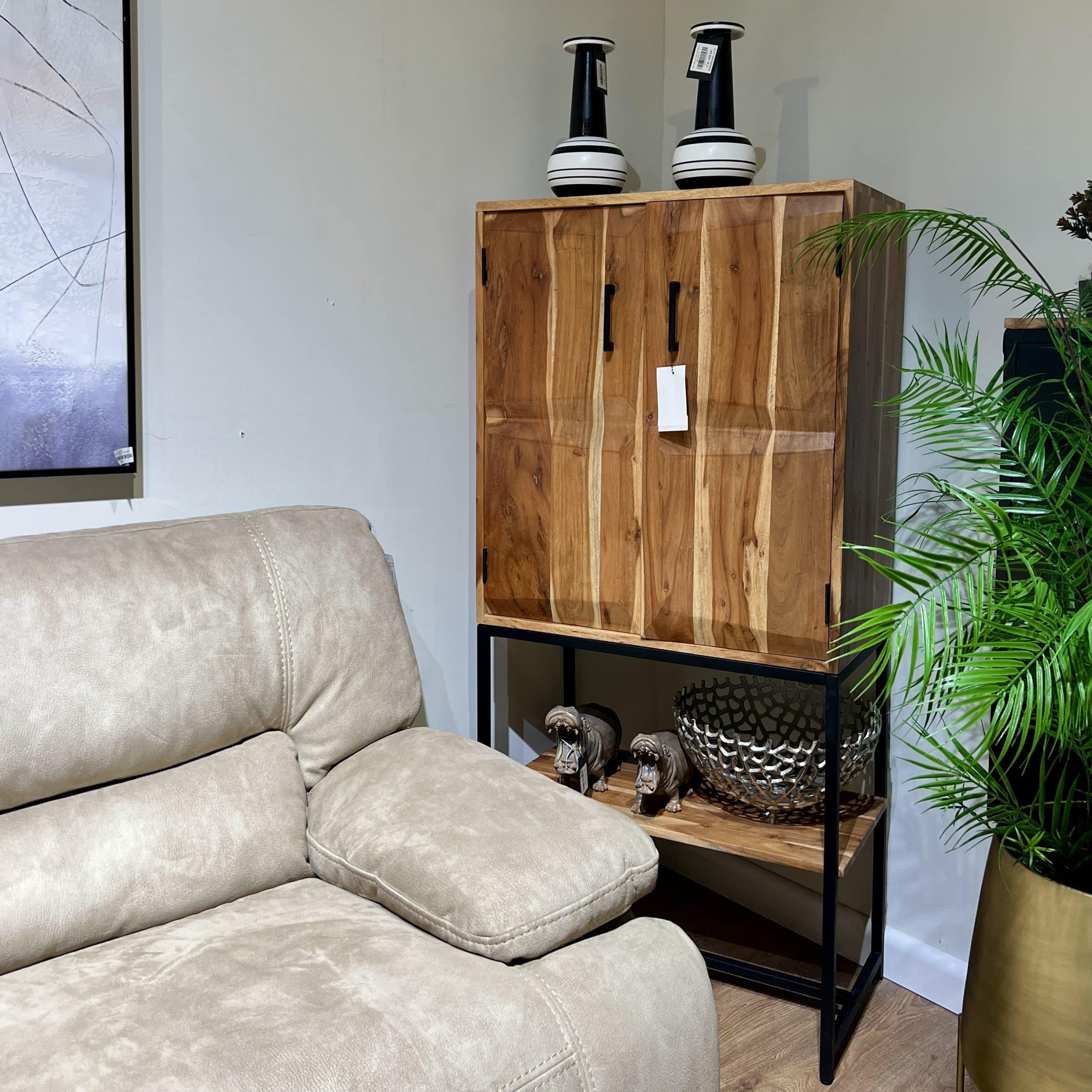 ארונית עץ שיטה דגם לילה גבוהה - חיסול!!