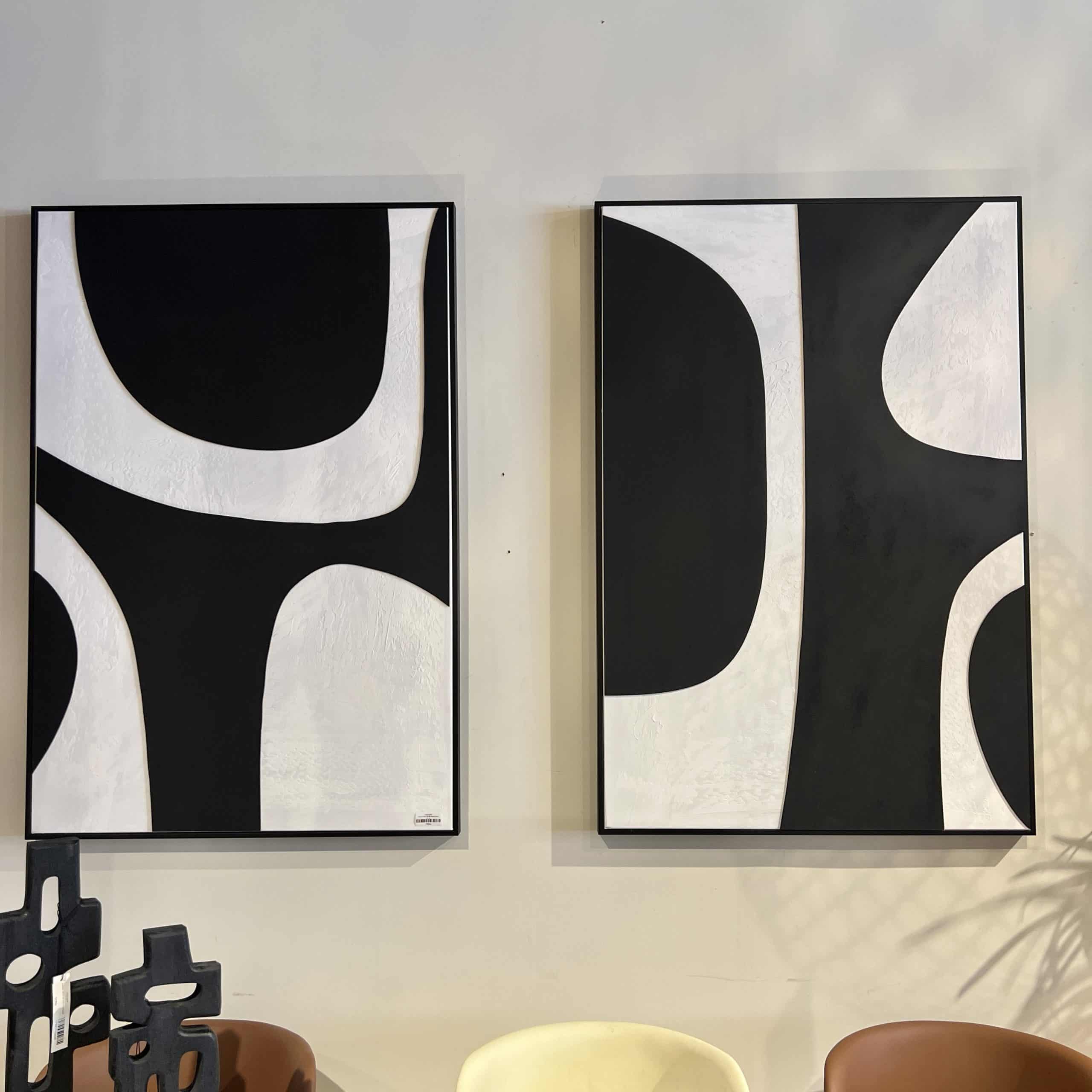 תמונה תבליט שחור לבן עבודת יד בשילוב מסגרת תמונה תבליט שחור לבן עבודת יד בשילוב מסגרת