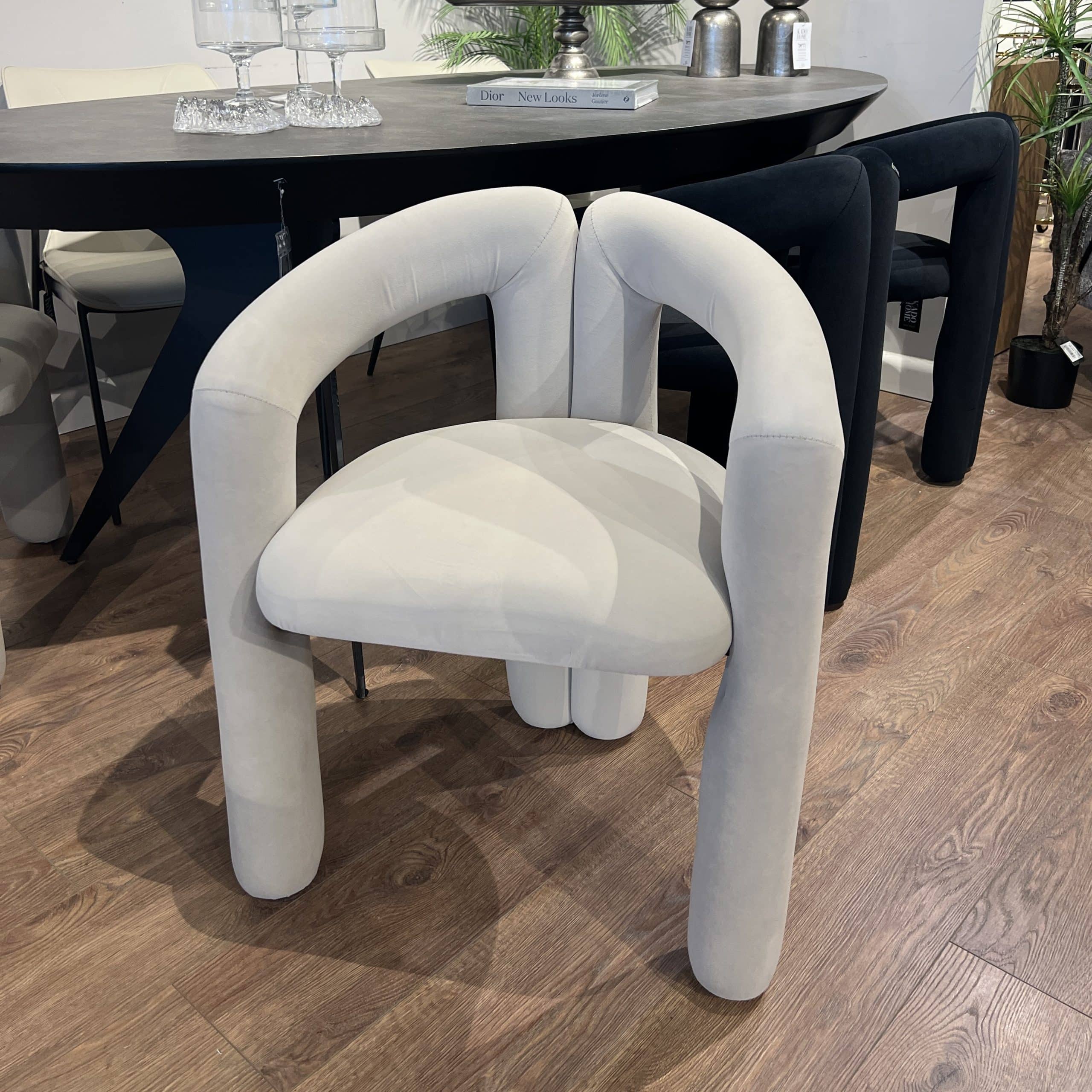 כיסא כורסא פולנצו קטיפה בז דגם סופיטל