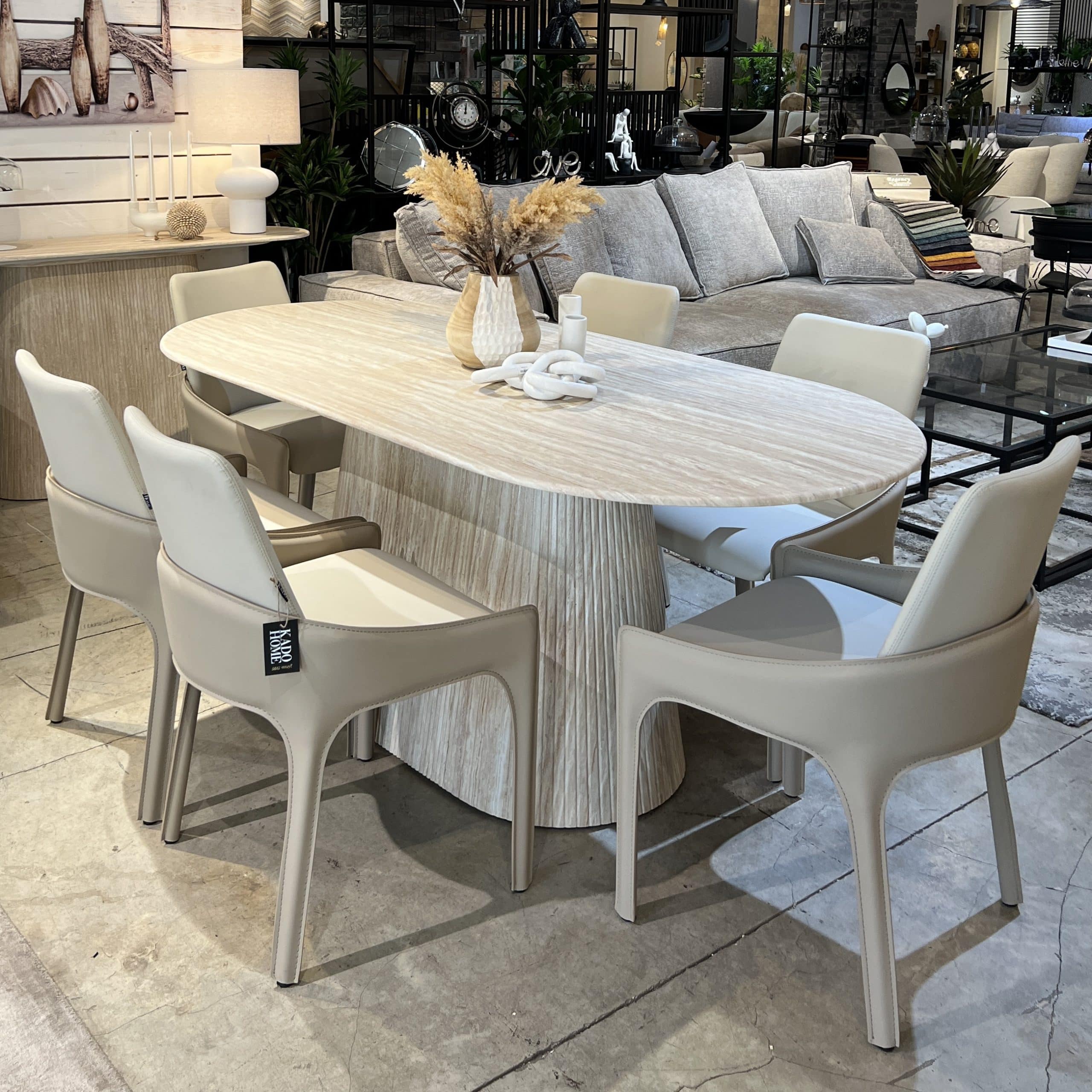 שולחן אוכל מלבני פינות מעוגלות טרוורטין דגם סלינה שולחן אוכל מלבני פינות מעוגלות טרוורטין דגם סלינה