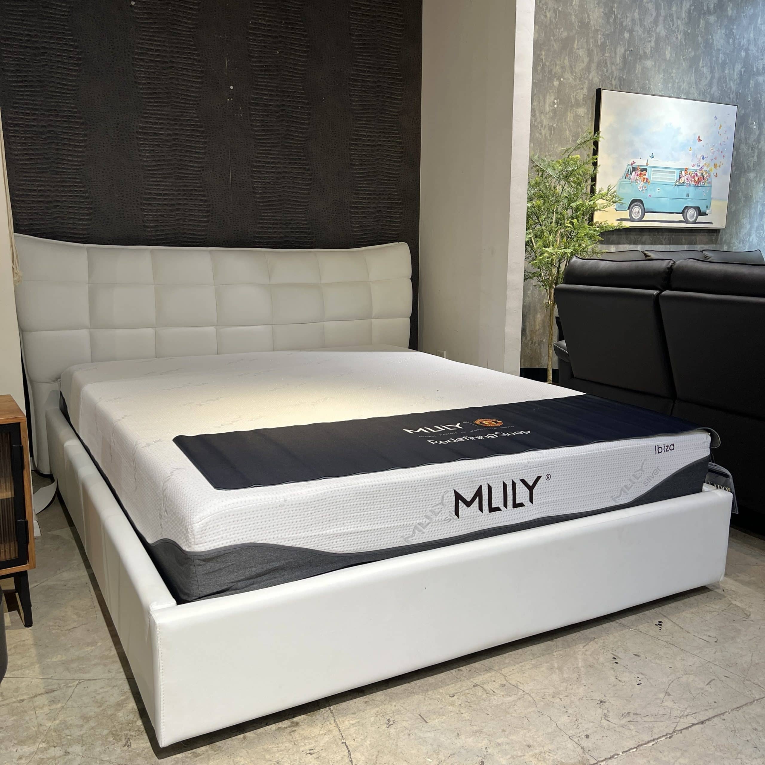 מיטה קוביות עור לבן דגם קימי