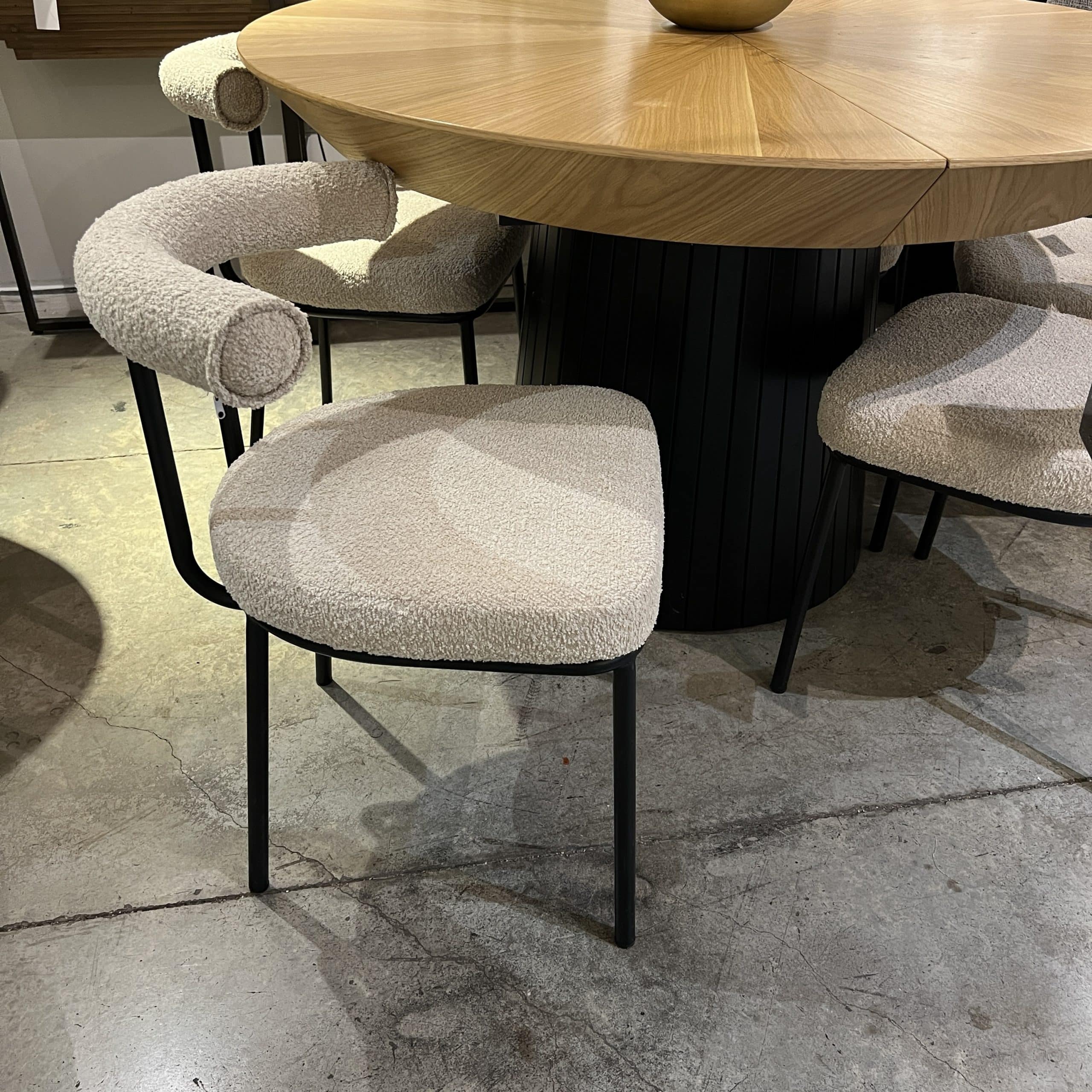 כיסא פינת אוכל בוקלה דגם מוס- אחרונים במבצע! כיסא פינת אוכל בוקלה דגם מוס- אחרונים במבצע!