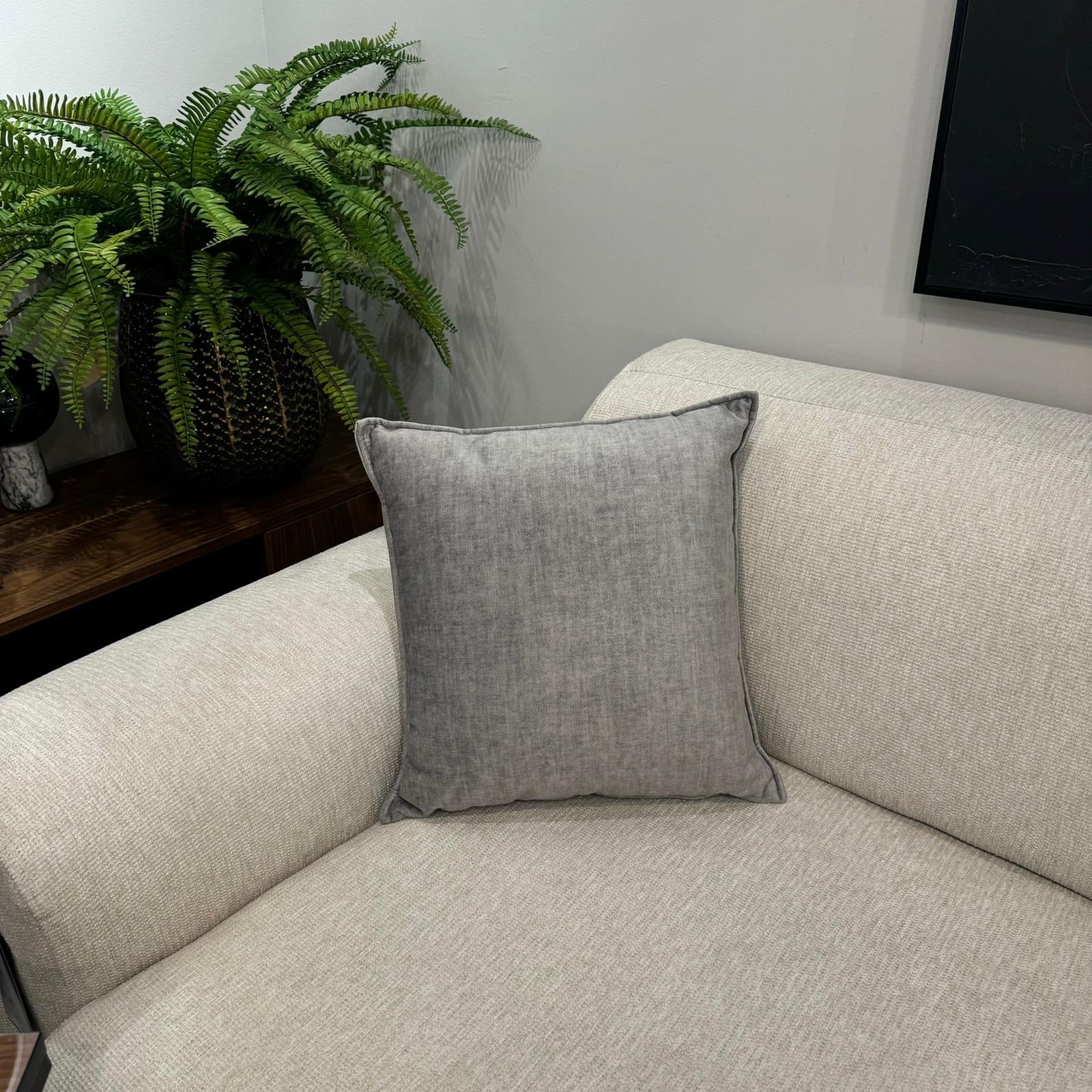 כרית נוי מרובעת אפור טקסטורה