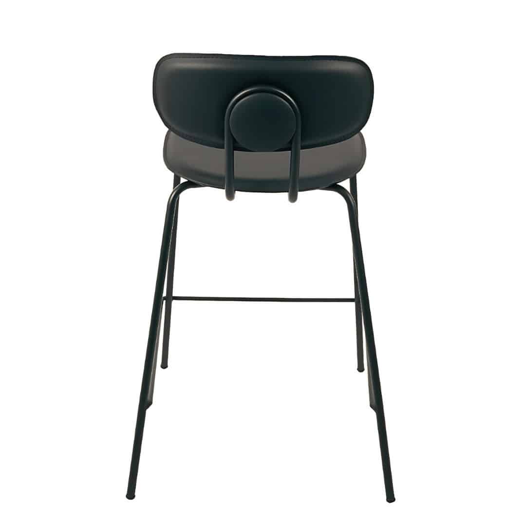 כיסא בר דגם ניו סטפני דמוי עור שחור רגל שחורה